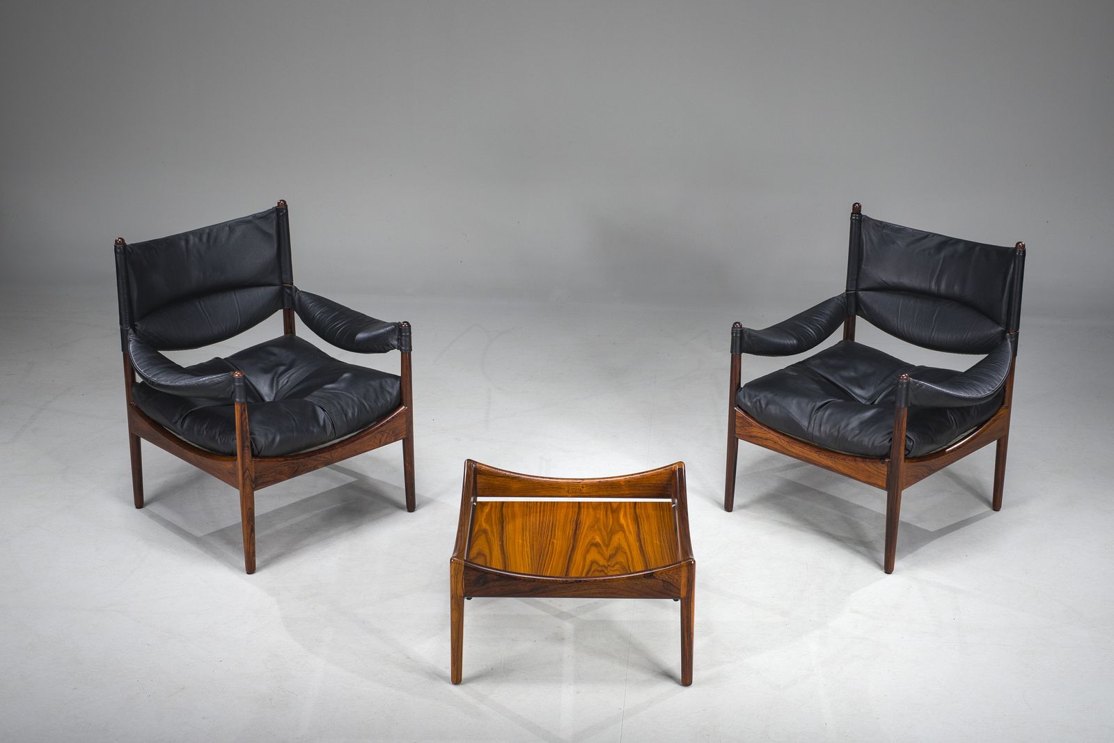 Mid Century Modern Danish Armchairs And Coffee Table By Kristian Vedel For Sören Willadsen, 1960s, Set Of 3 photo for sale