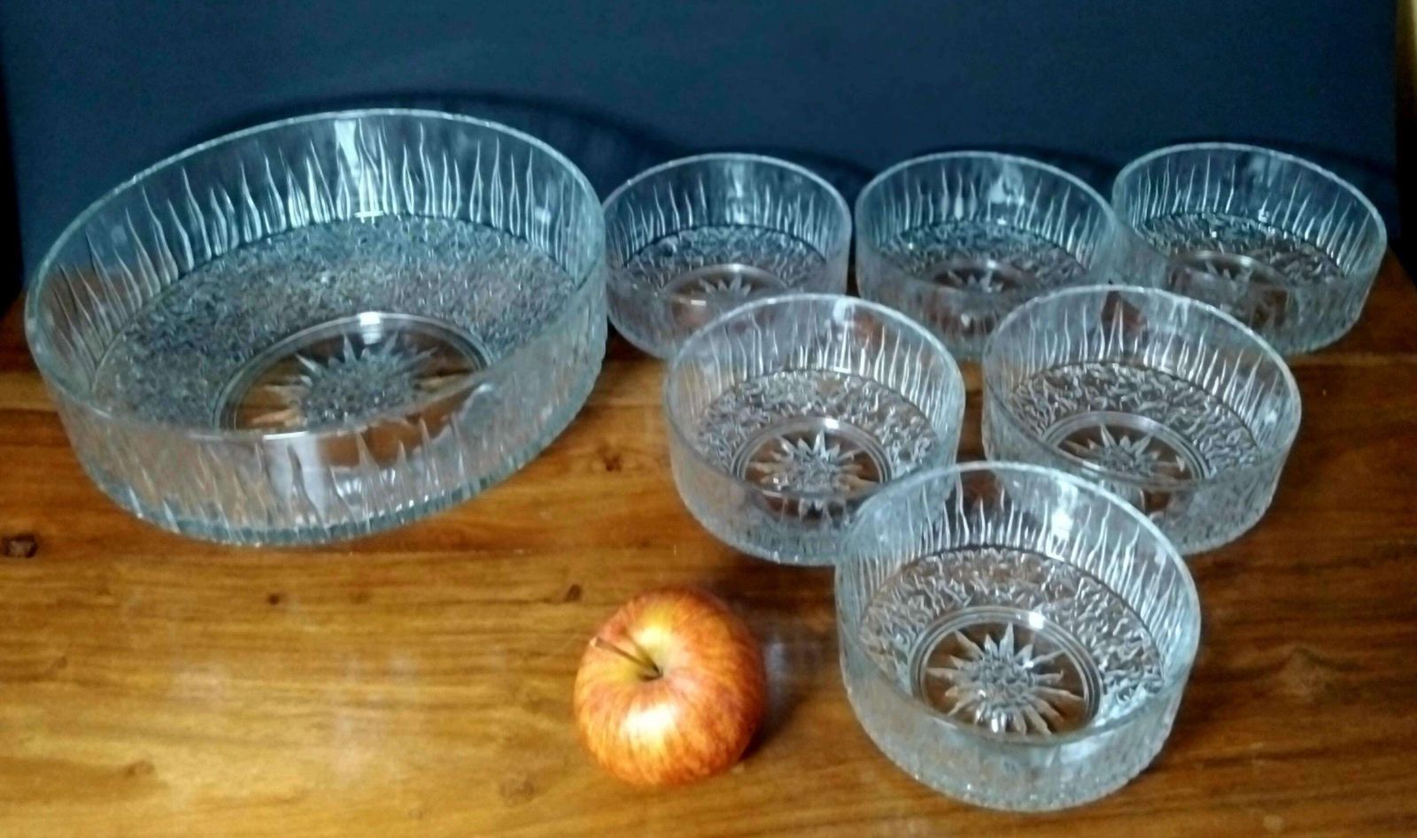 Vintage Ravenhead Whitefire Bowl Set, Mcm 1 Serving Bowl And 6 Dessert Bowls, Ice Textured Glass, 1980s