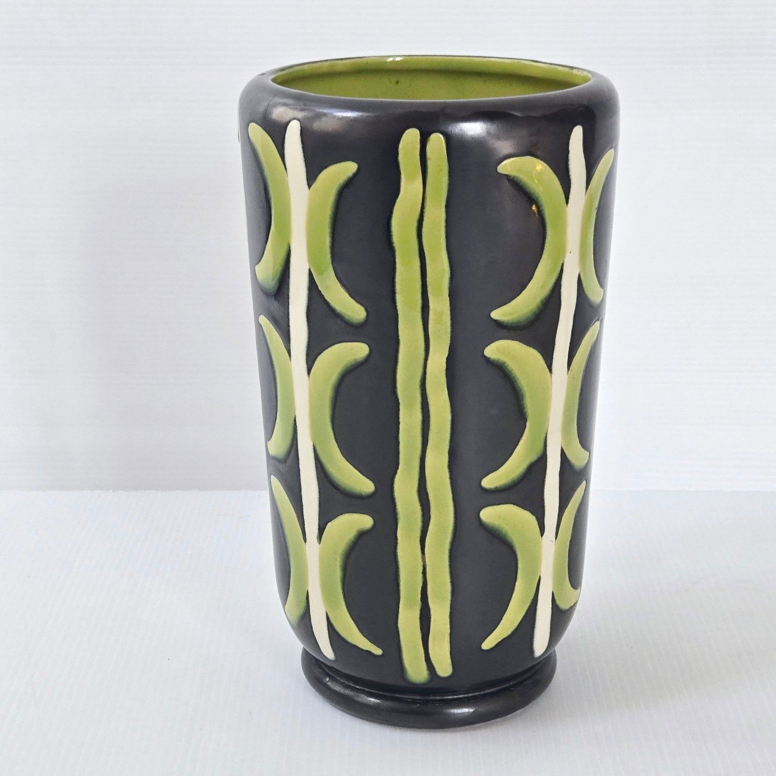 photo for sale Stunning Vintage 1960s Black & Yellow Irises Ceramic Vase 60s 1960s