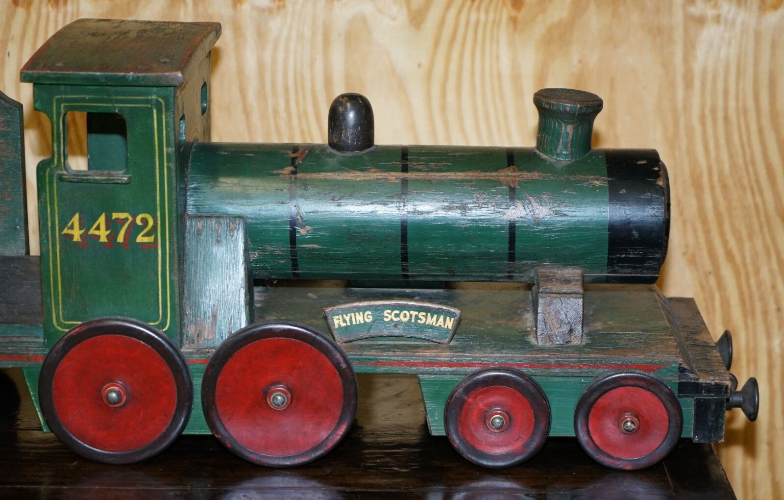 Christie's 1910 Scratch Built Child's Pull Along Flying Scotsman Lner 4472 Train photo Home Decor
