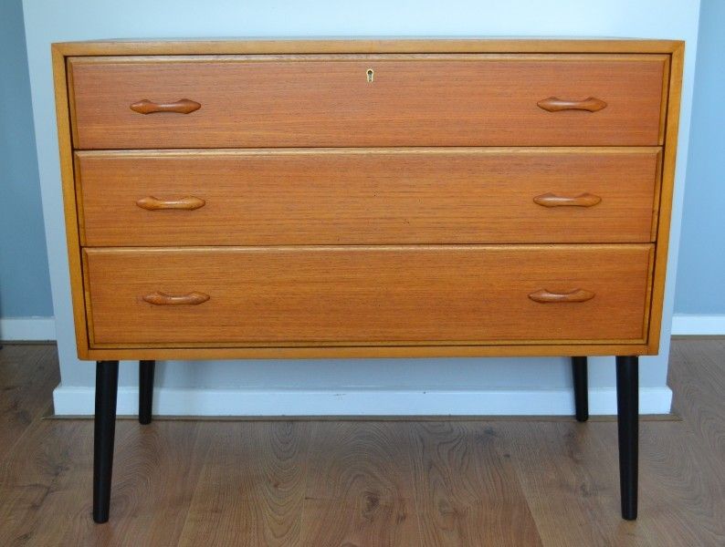 Mid Century Teak Chest Of Drawers