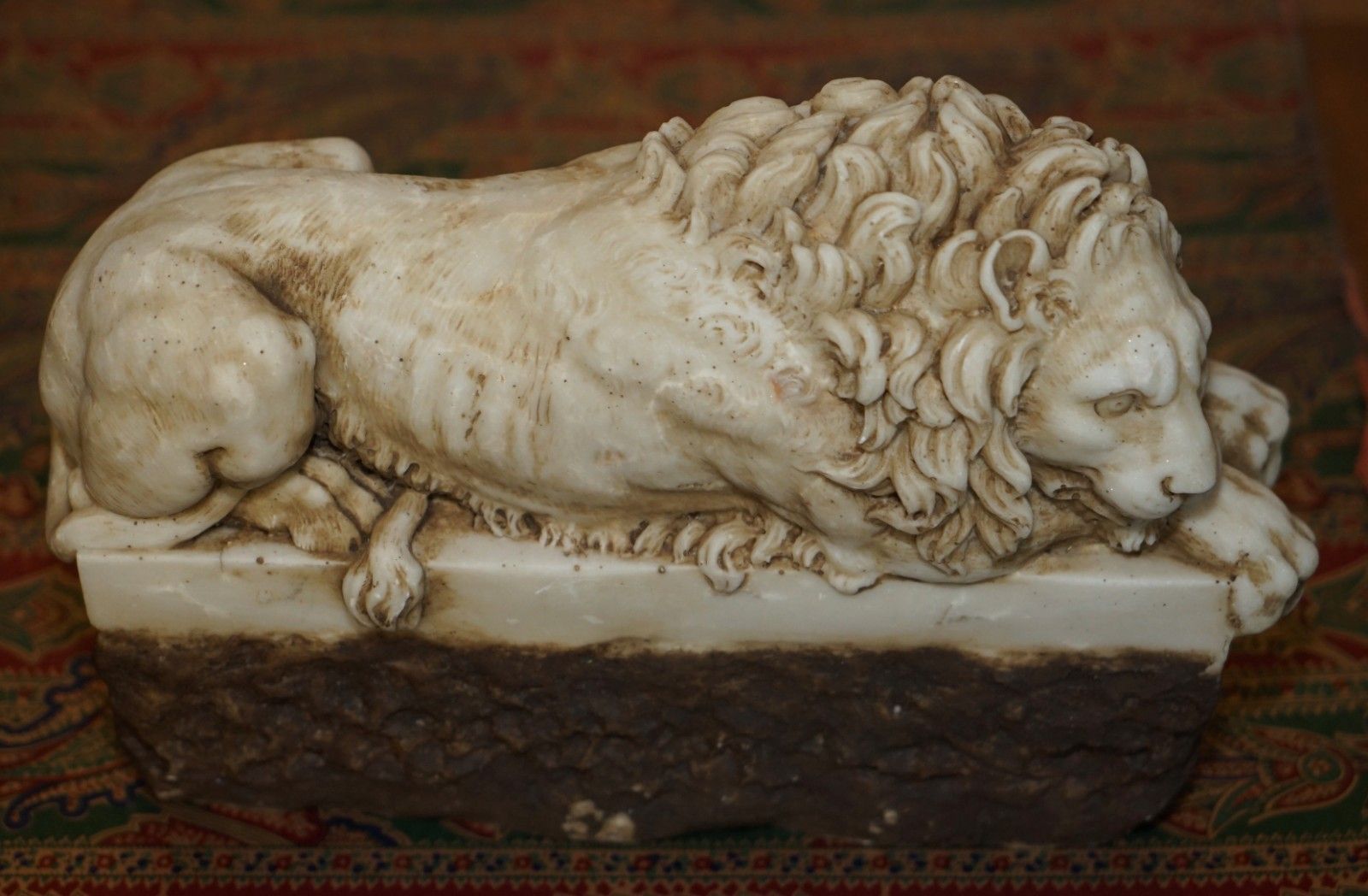 Fine Pair Of Antique 19th Century Italian Alabaster Lions After Antonio Canova photo 5351.0