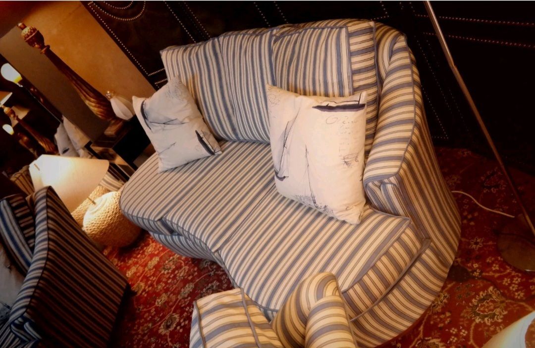 Stunning Colefax And Fowler Club Sofa With Pair Armchairs Ticking Fabric Del photo Furniture