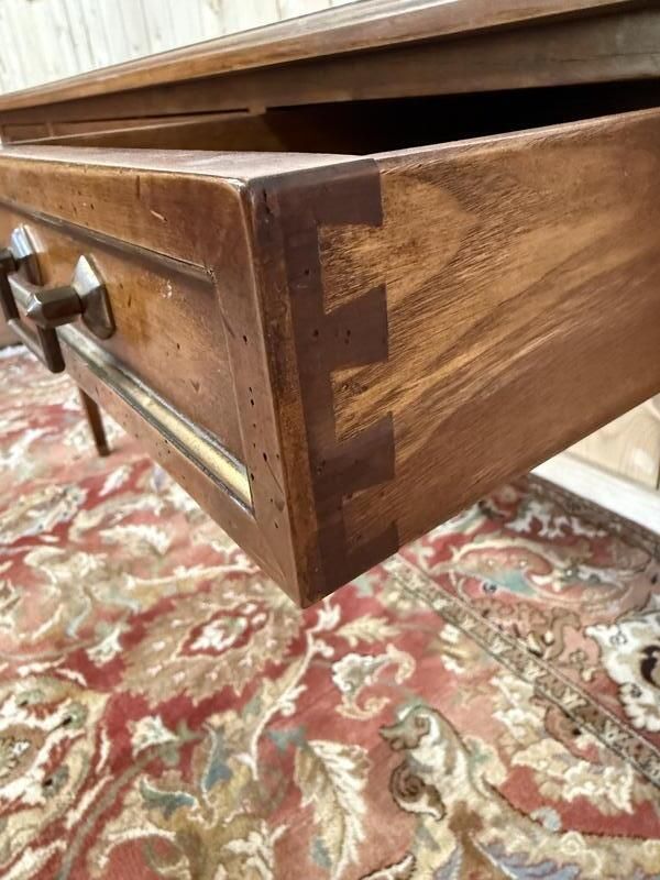 Bureau Plat De Style Louis XVI En Merisier Et Cuir Noir photo furniture