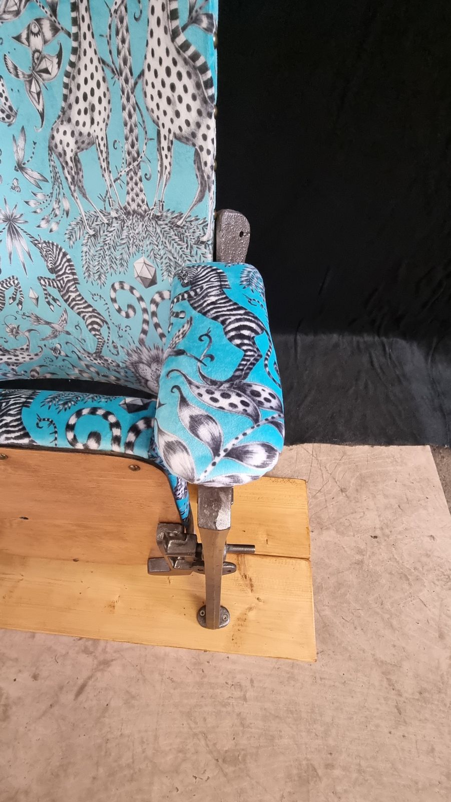 Vintage Cinema Seats With Table photo buy