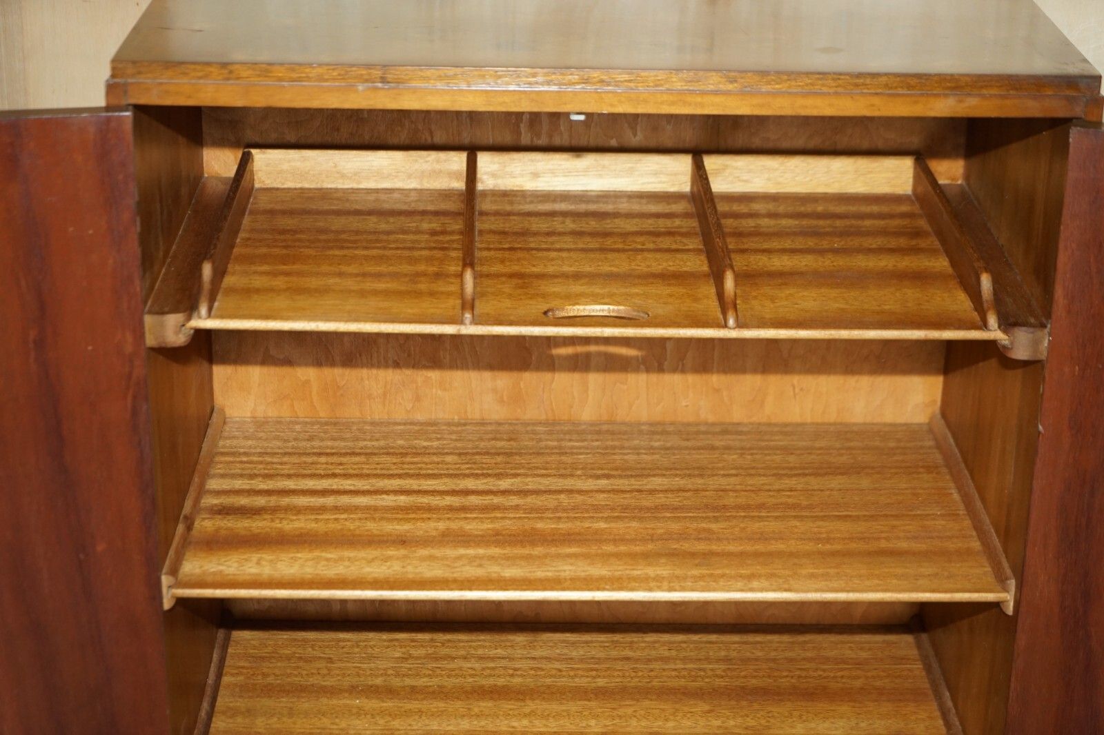 Furniture Fine Antique Art Deco Waring & Gillow Burr Walnut Housekeepers Linen Cupboard photo