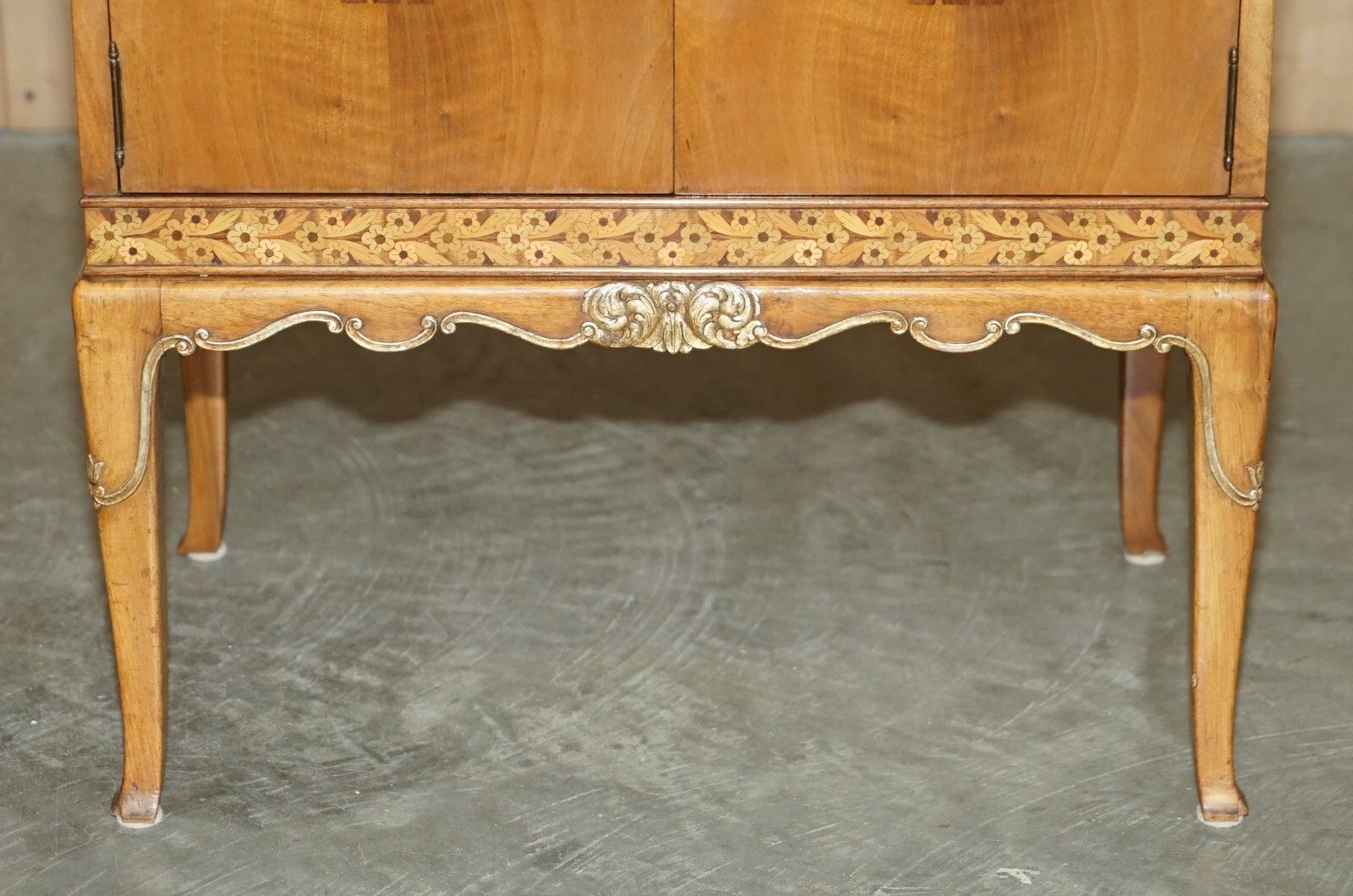 Finest Quality Waring & Gillow Burr Walnut Bedside Table Drawers Part Of A Suite photo 2350.0