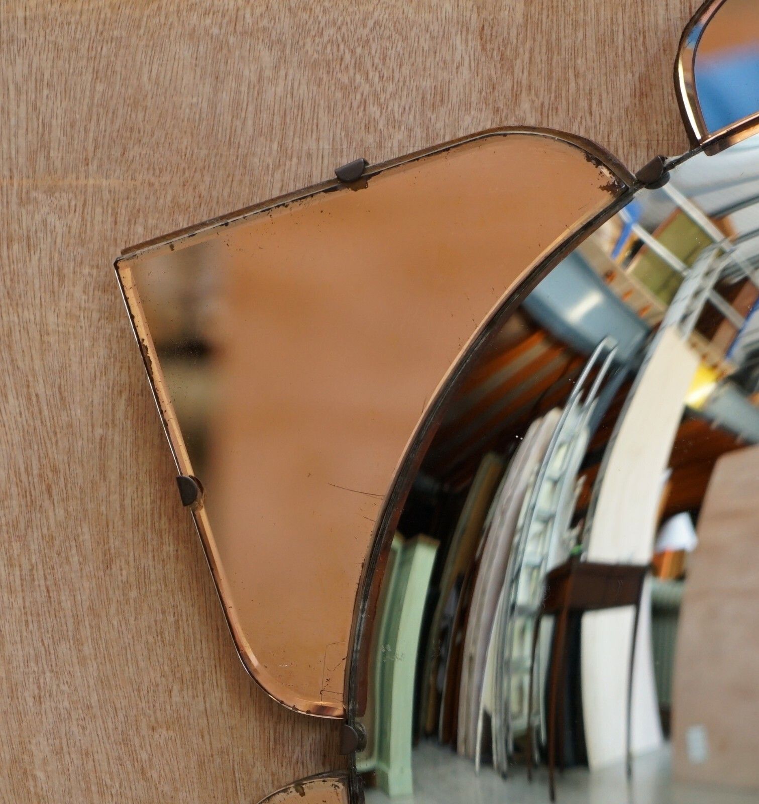 Sublime 1930's Convex Art Deco Peach Glass Bevelled Venetian Round Petal Mirror photo 2000.0