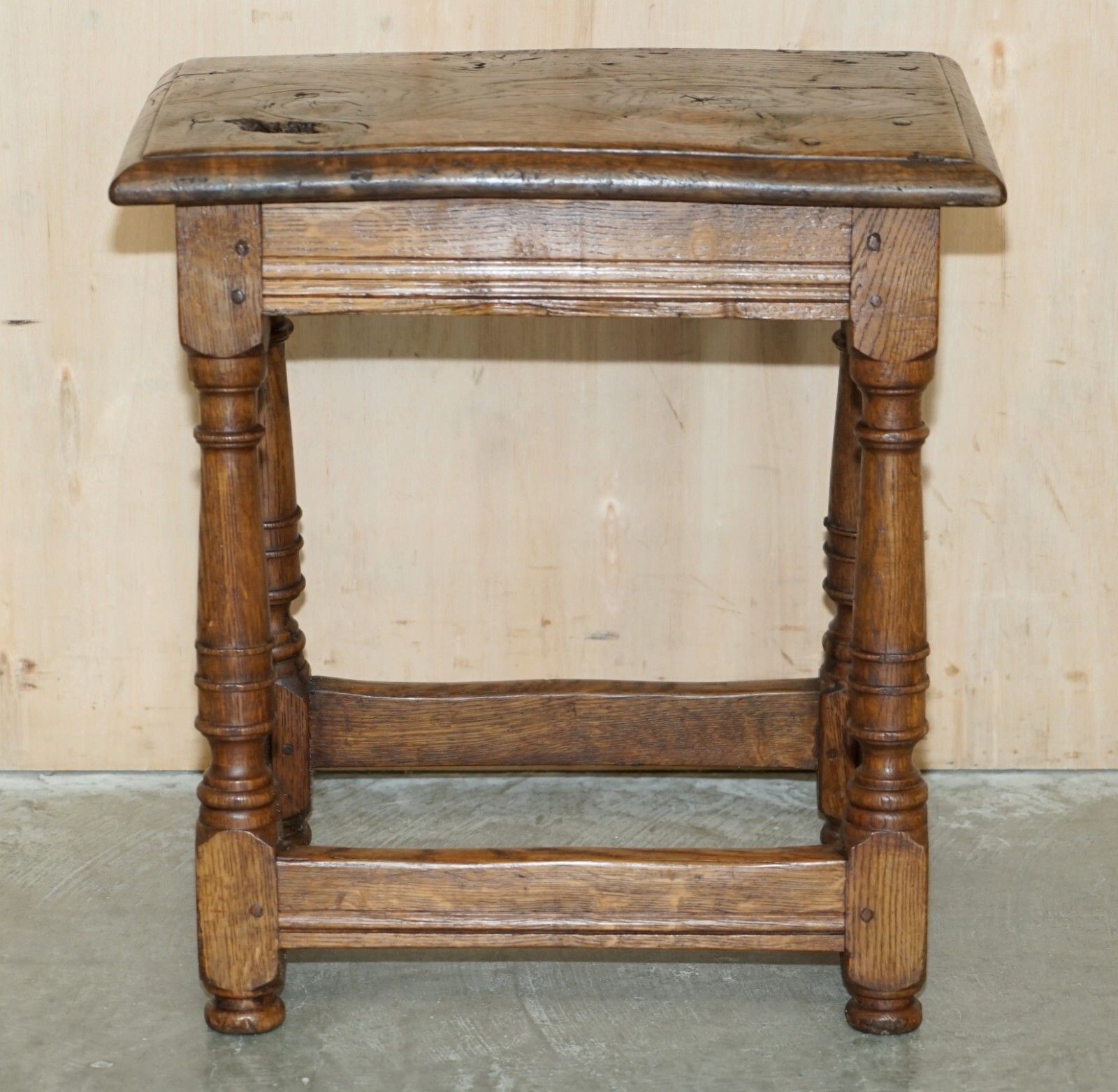 Stunning Heavily Burred Oak Antique 18th Century Circa 1780 Jointed Stool Table photo for sale