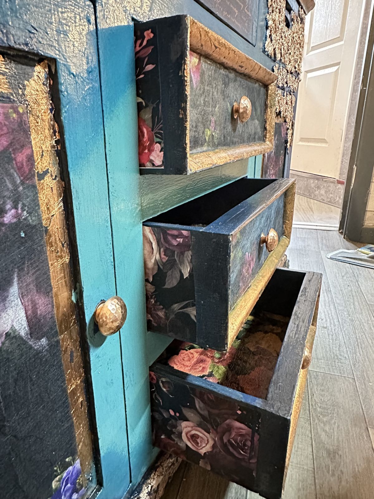 Old Oak Farm House Drawers photo furniture