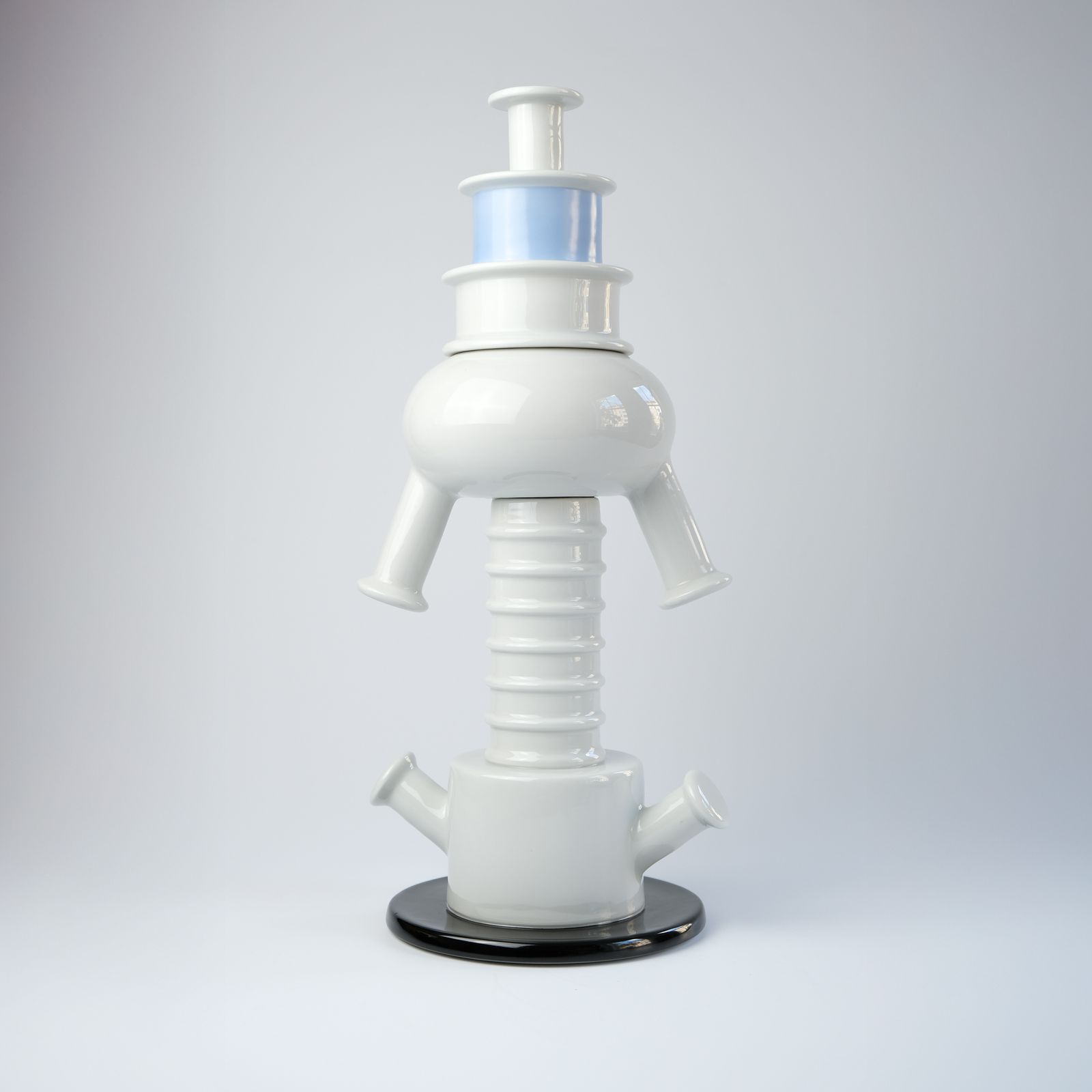 Ettore Sottsass Postmodern "Tigris" Porcelain Vase For Memphis Milano, 1983 photo 1100.0