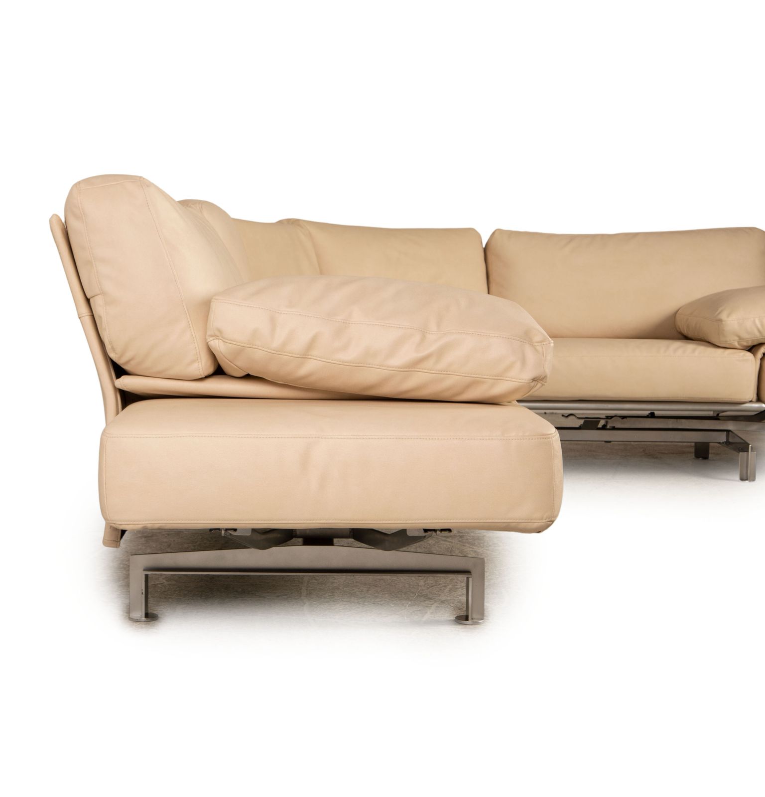 Canapé d'angle WK Wohnen Gaetano 687 en simili-cuir vegan crème (Gavin par Höpke), fonction relaxation, nouveau revêtement microfibre photo vinterior