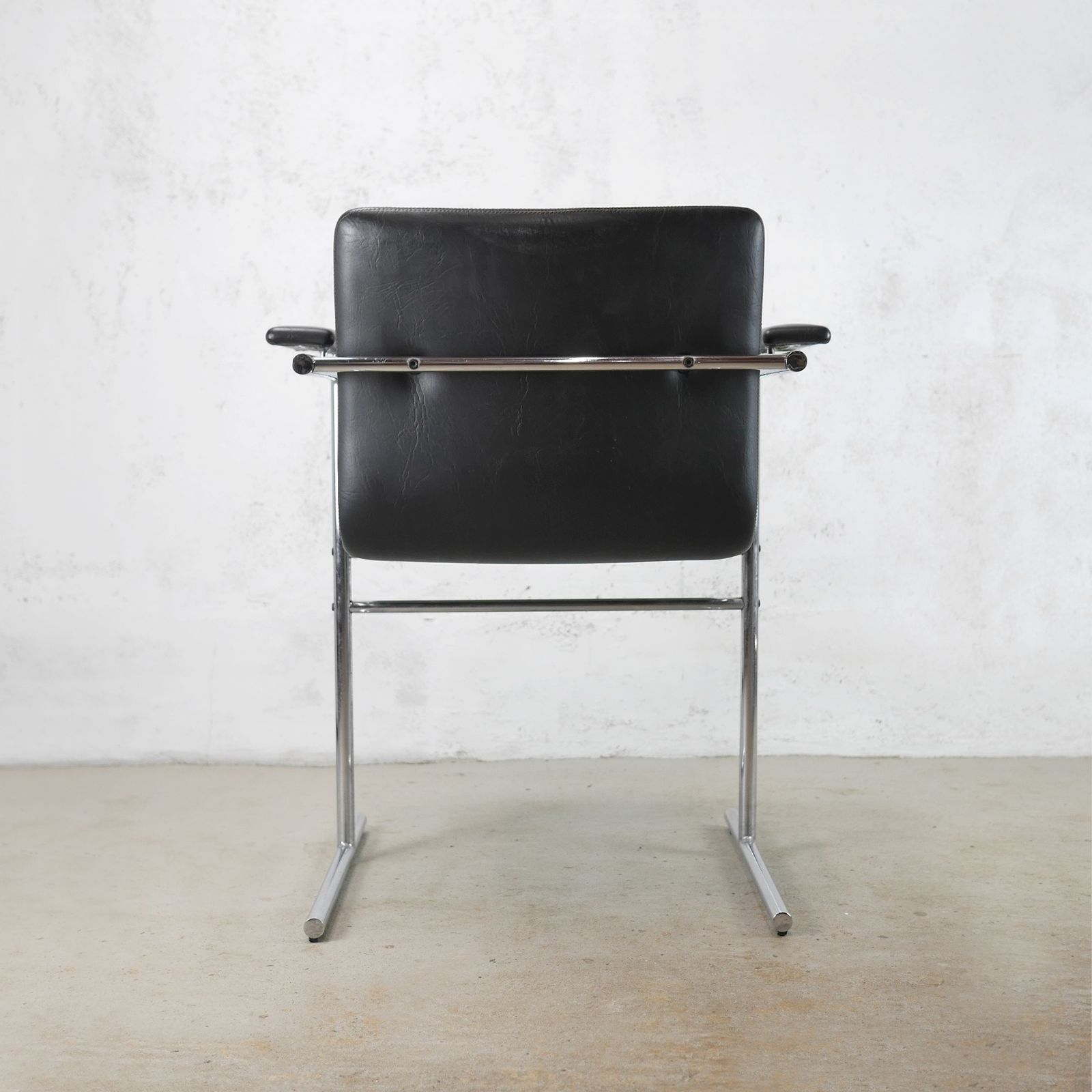 Pair Mid Century Oslo Chairs By Rudi Verelst For Novalux 1965 Vintage #102986 photo buy