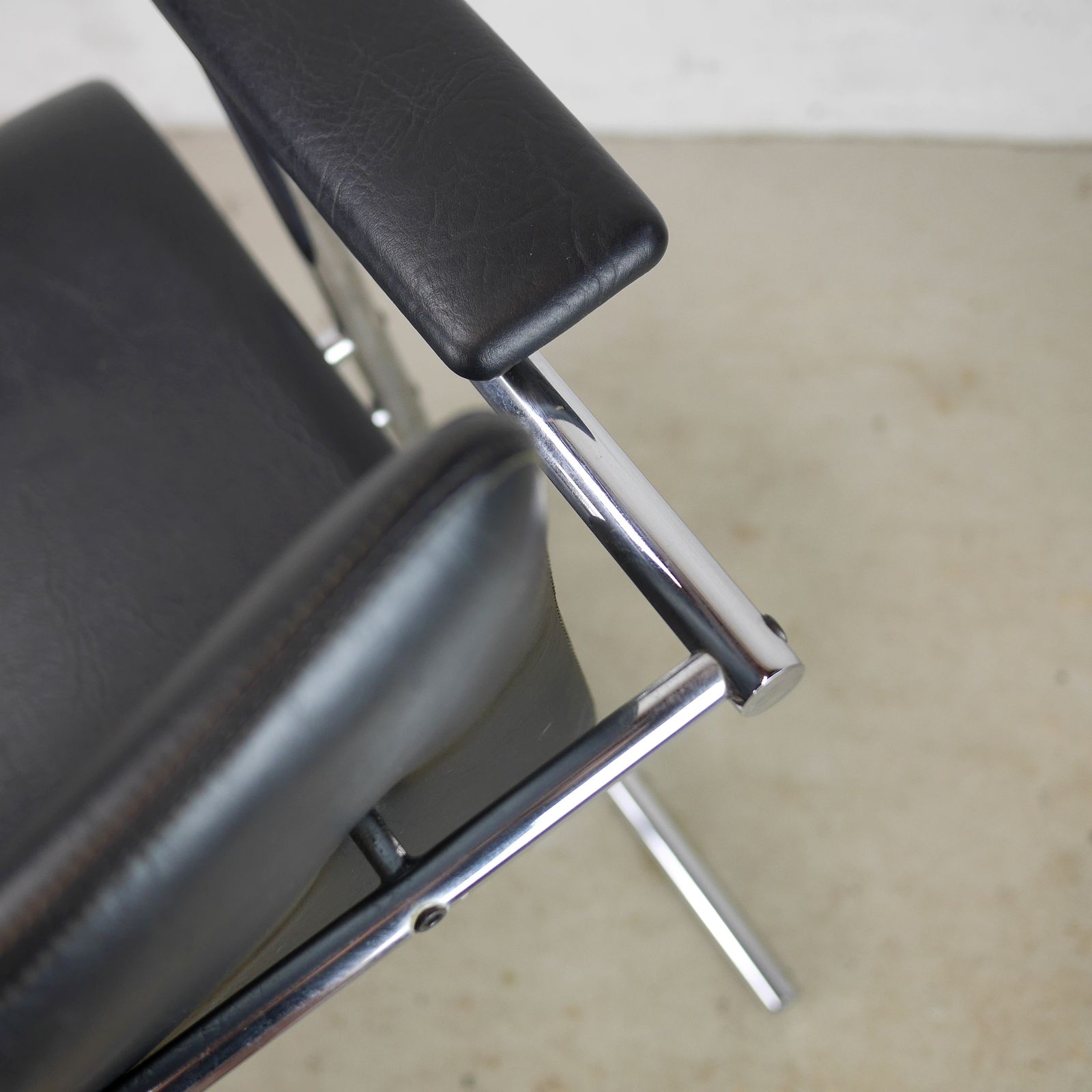 Pair Mid Century Oslo Chairs By Rudi Verelst For Novalux 1965 Vintage #102986 photo vintage
