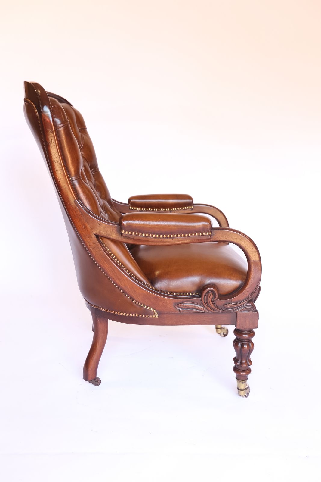 W1v Mahogany & Carved  Leather Library Chair photo vinterior