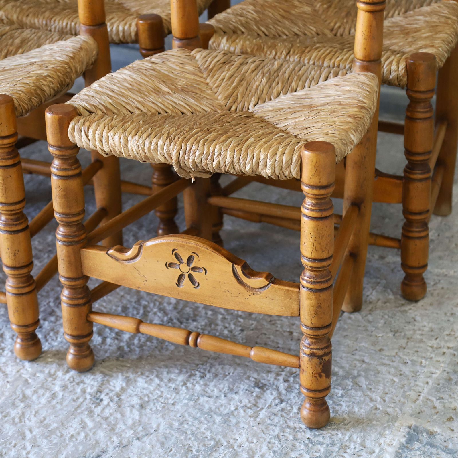 Set Of 6 Spanish Country Style Carved Ladder Back Dining Chairs photo Furniture