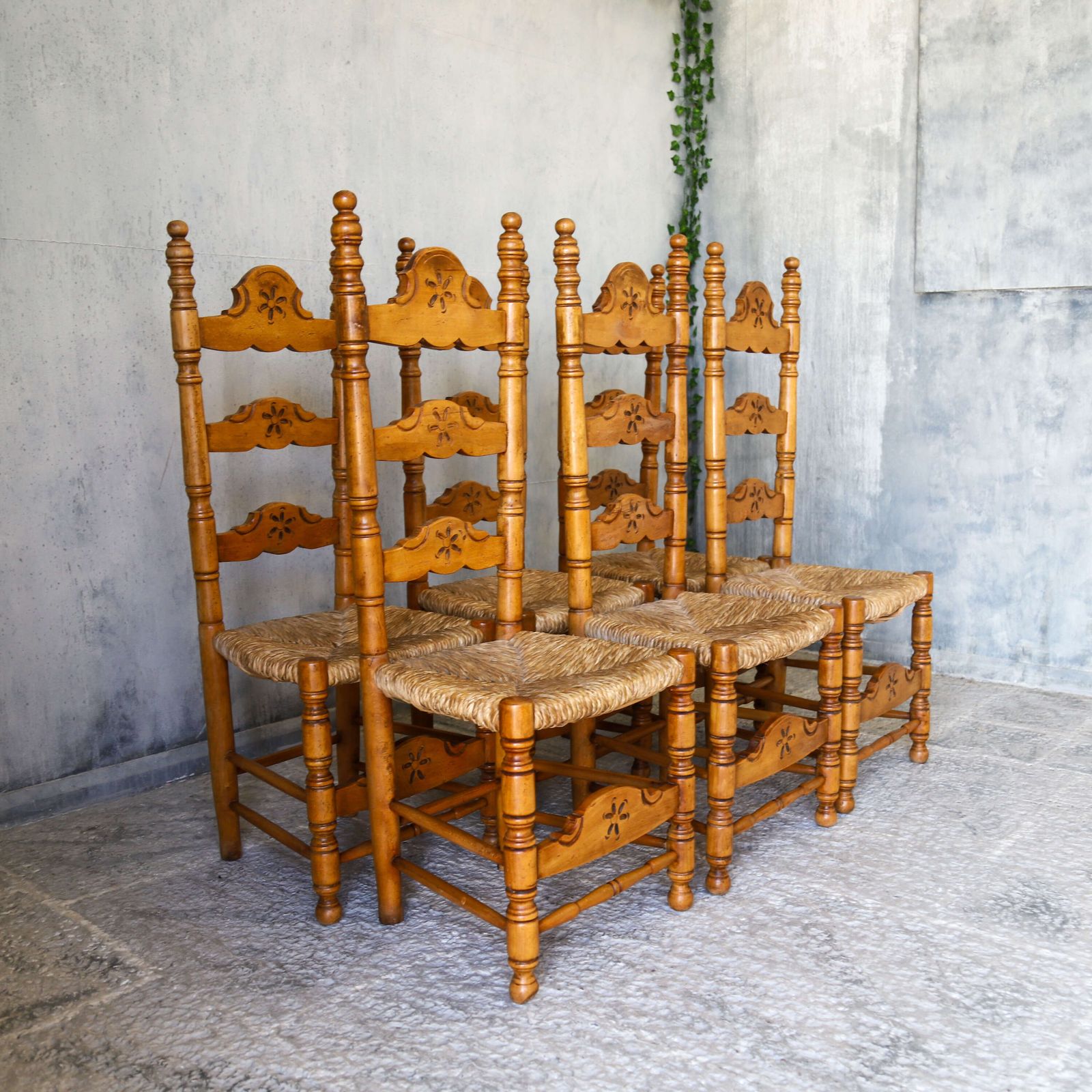 Set Of 6 Spanish Country Style Carved Ladder Back Dining Chairs photo buy