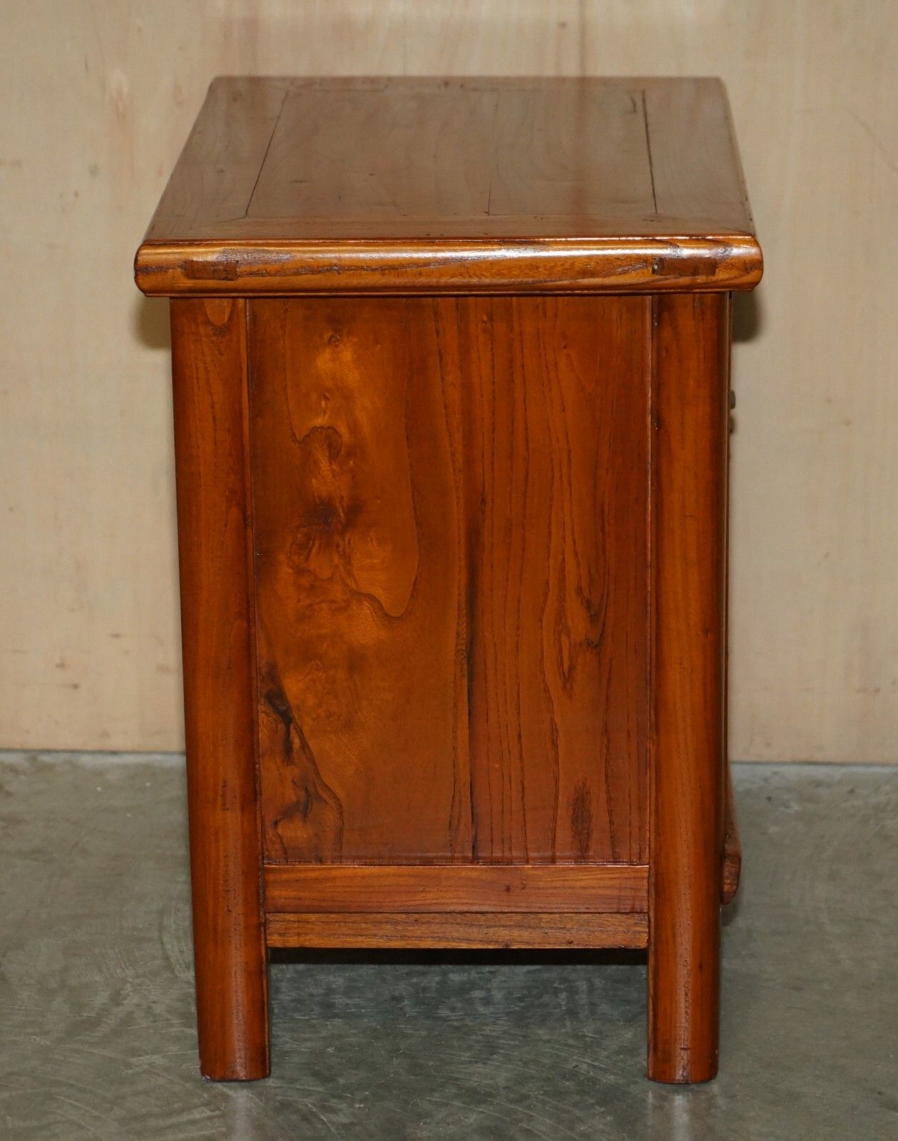 Pair Of Chinese Elm Butterfly Handle Bedside Side End Lamp Wine Tables Cupboards photo vintage