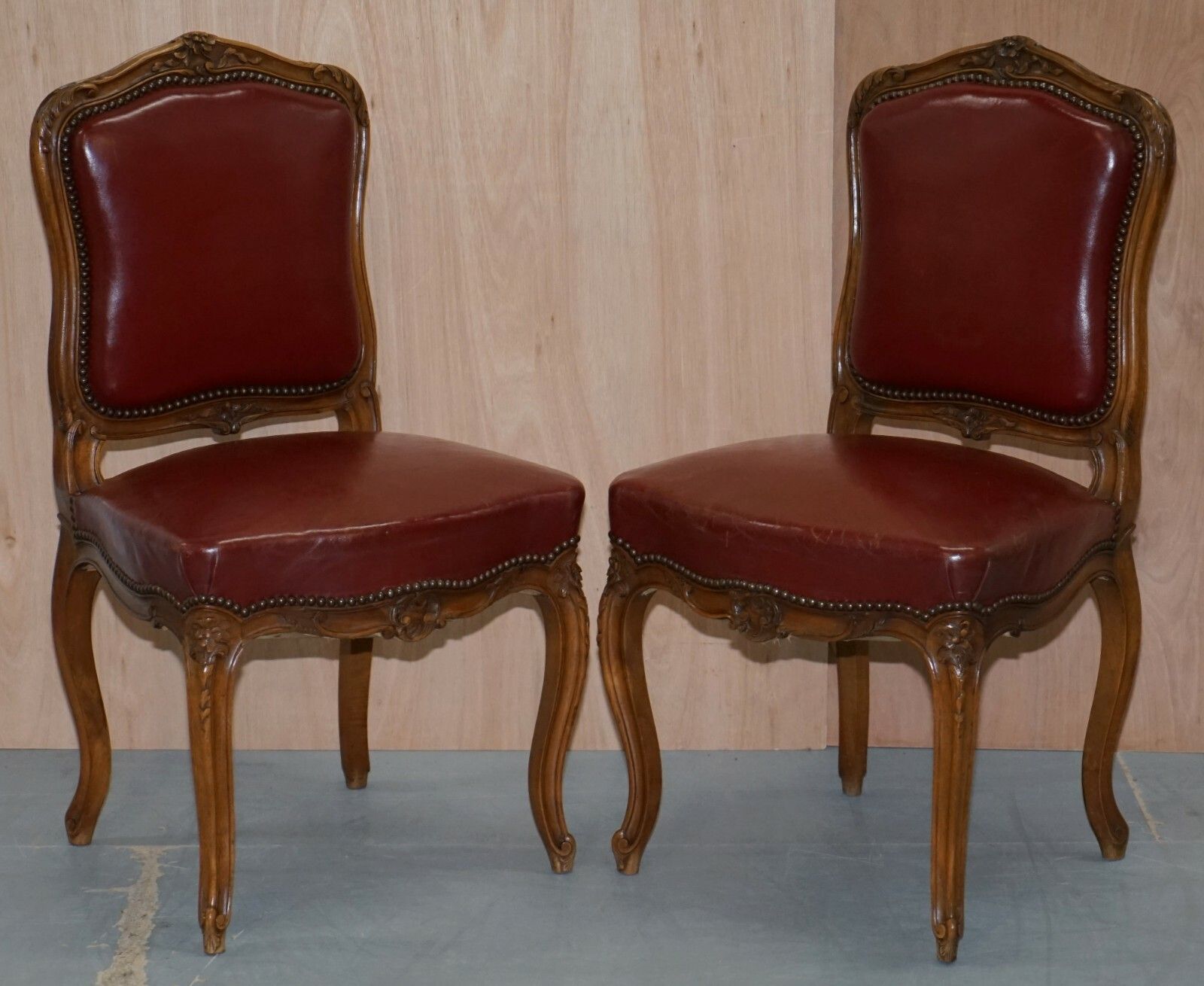 photo furniture Oxblood Leather French Louis XV Style Salon Suite Walnut Armchairs & Sofa Settee