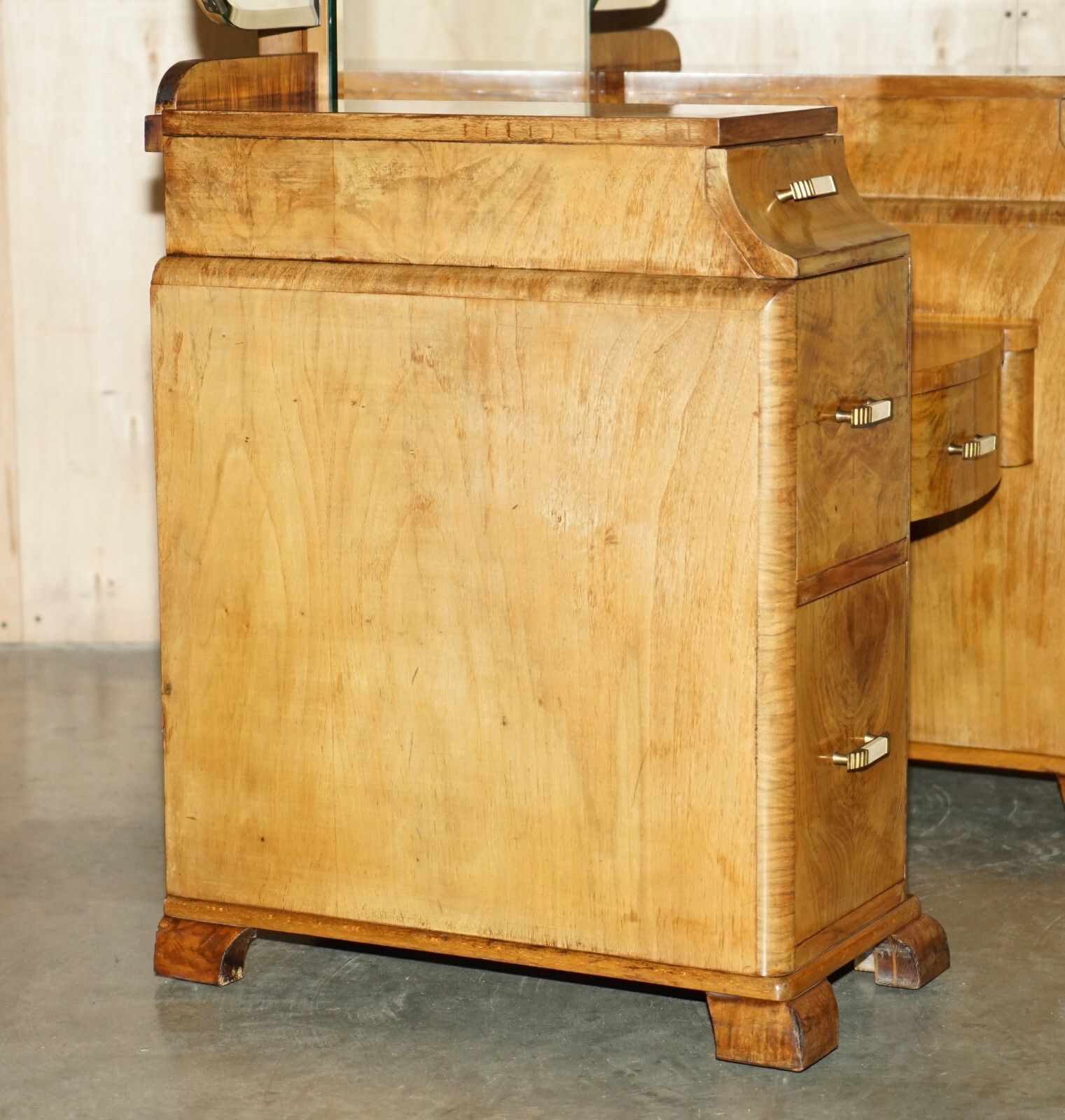 photo vintage Antique Art Deco Circa 1930's Satin Walnut Dressing Table + Mirror Part Of Suite