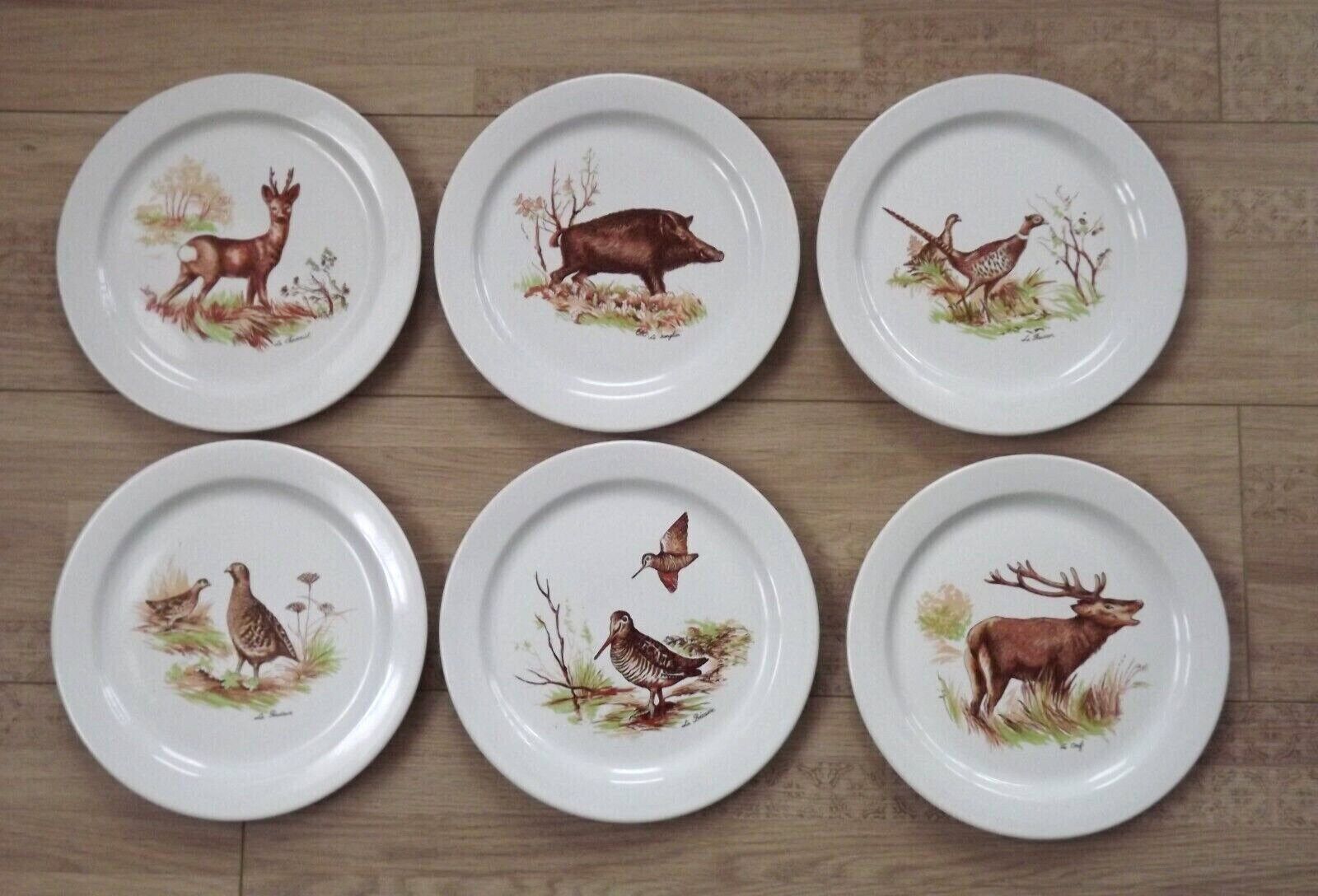 photo for sale Lot de 6 assiettes plates blanches Henkel à motifs d'animaux et d'oiseaux   Vaisselle vintage. Assiettes à motifs d'animaux et d'oiseaux. Assiettes Henkel.