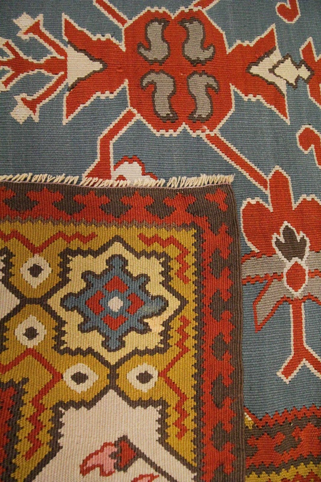 Antique Anatolian Kilim Rug, Handmade Wool Flatweave Carpet, Red & Gold Floral Geometric Kilim 200 × 133 Cm photo vinterior