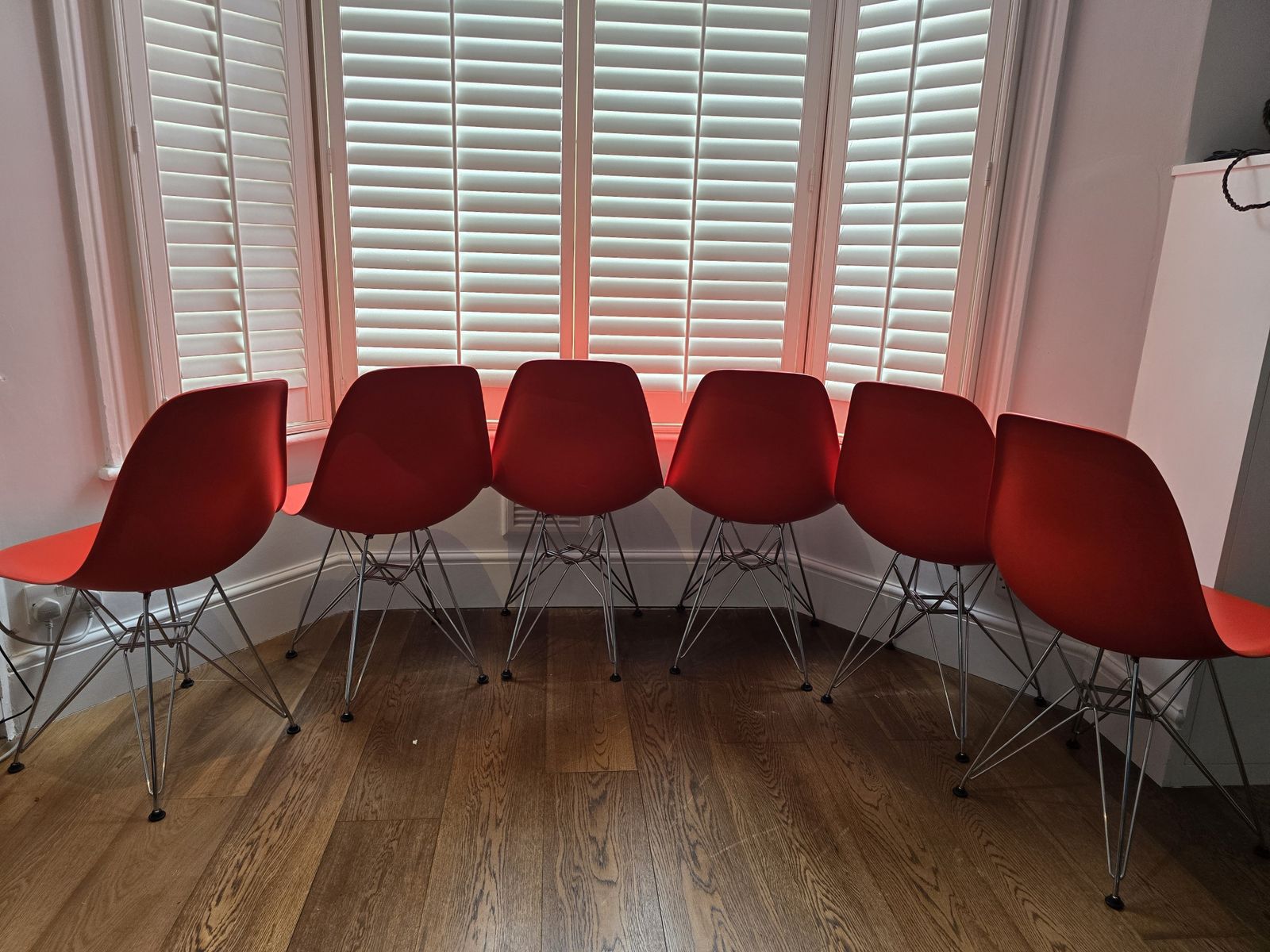 Set Of 6 Vitra Eames Dsr Re Plastic Chair   Poppy Red photo 700.0