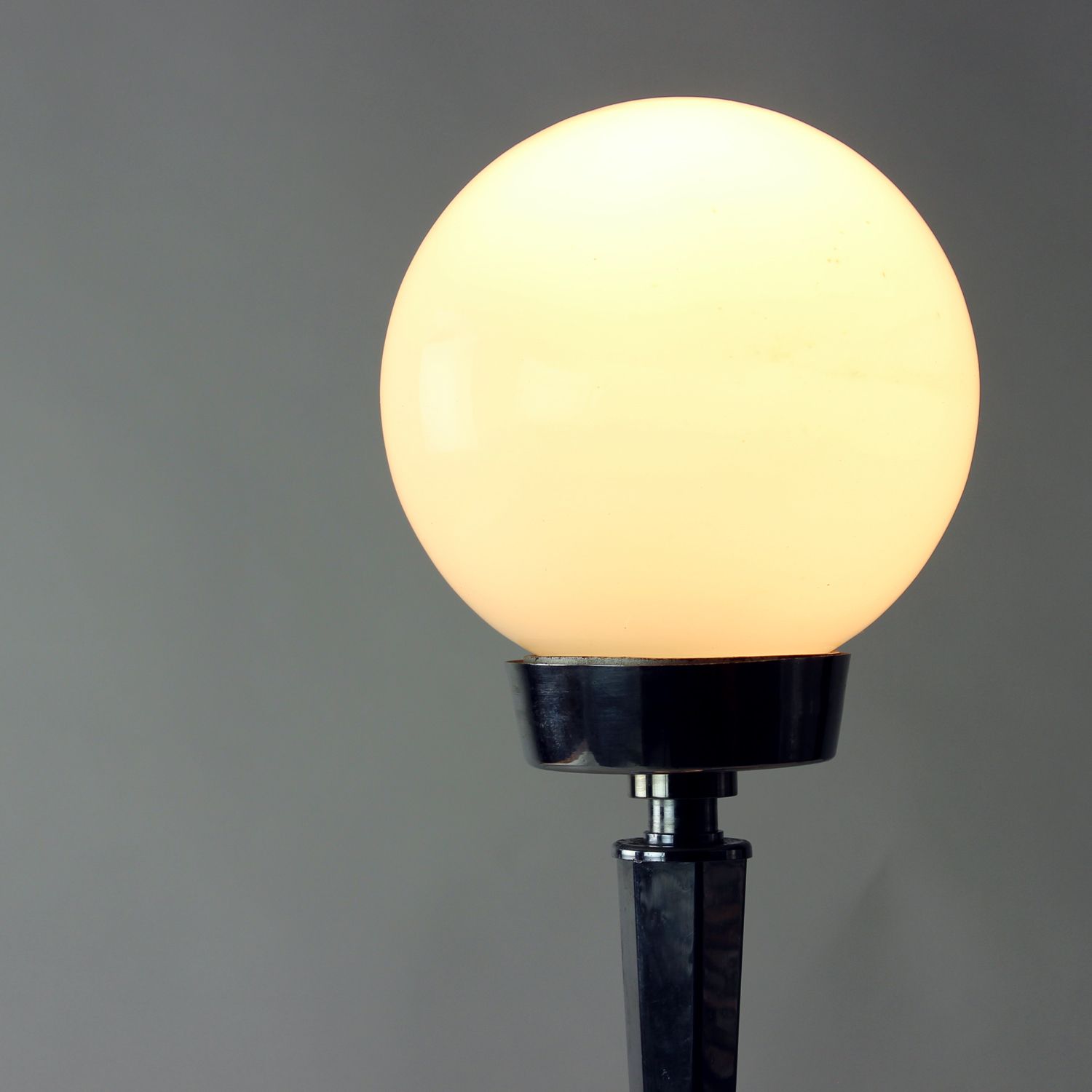 photo furniture Art Deco Table Lamp In Chrome And Glass, Czechoslovakia 1940s