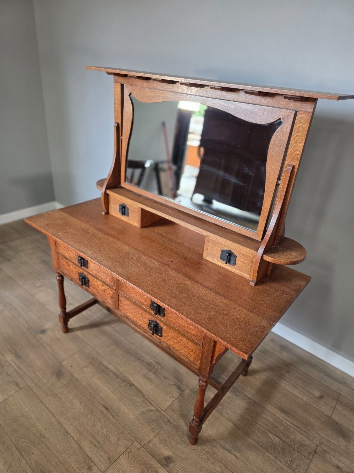 Early Heals Of London Antique Oak Newlyn Dressing Table photo for sale