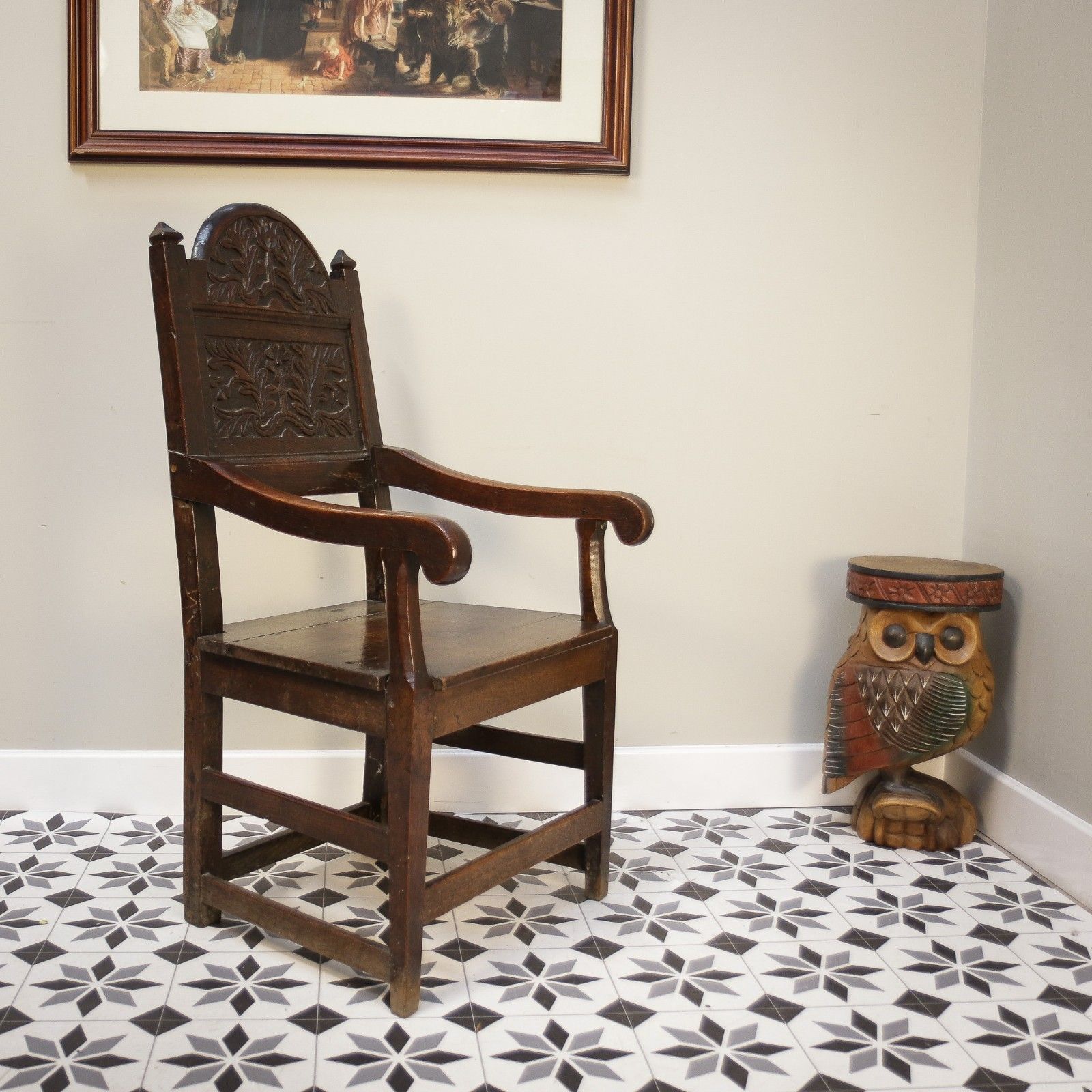 photo vinterior Wainscot Chair Oak 18th Century Hand Carved Back