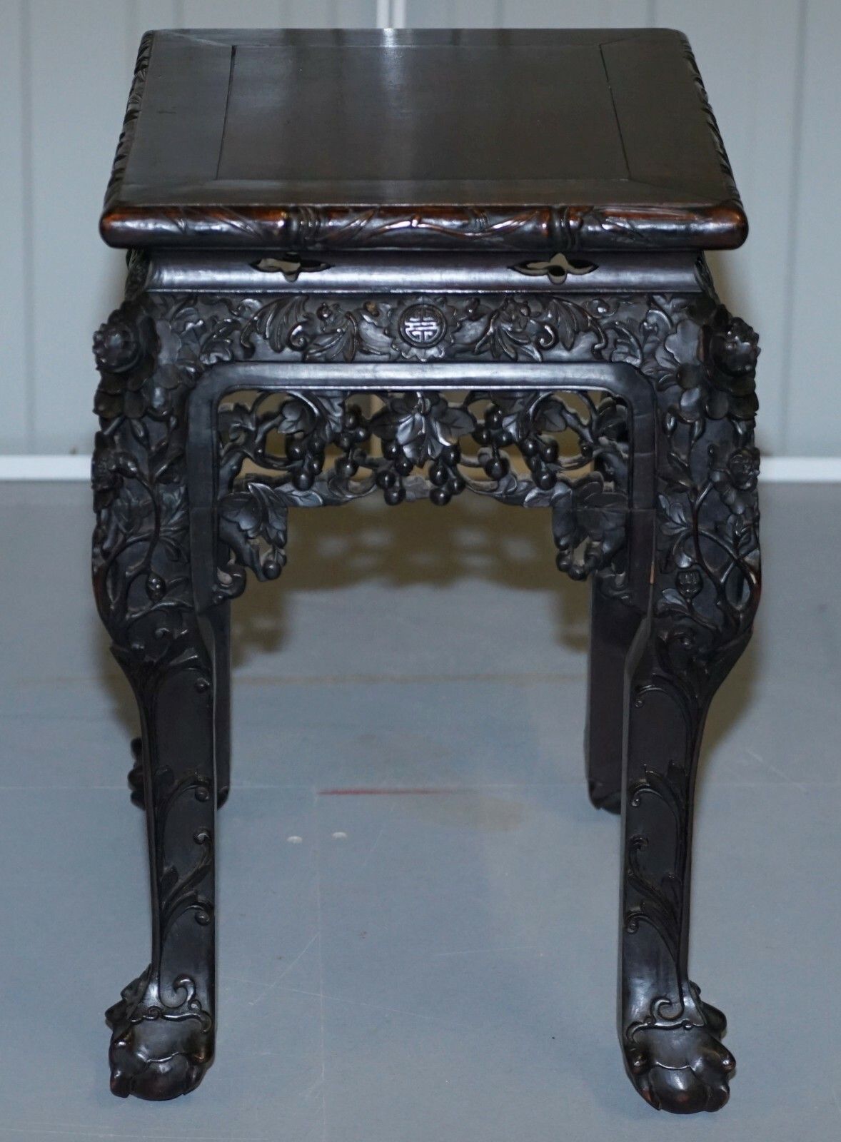 photo furniture Very Rare 19th Century Hand Carved Qing Dynasty Chinese Hongmu Jardiniere Stand