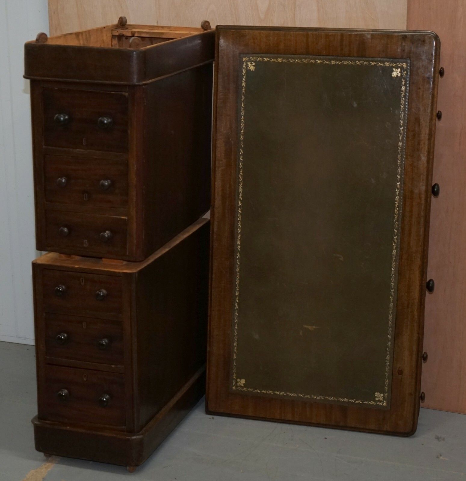 1500.0 Vr Stamped Victoria Regina Mahogany Twin Pedestal Partner Desk Victorian 1860 photo