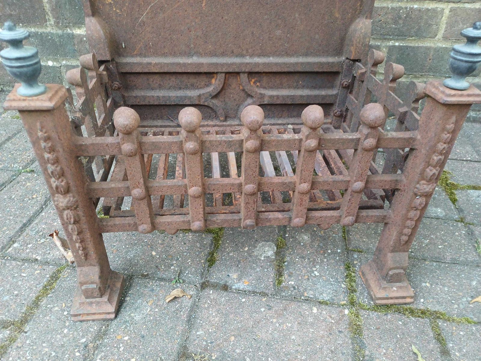Antique Cast Iron Fire Grate 19th Century Fireplace Insert Rustic Iron Fire Basket With Lion Motif Vintage Hearth Decor photo 375.0