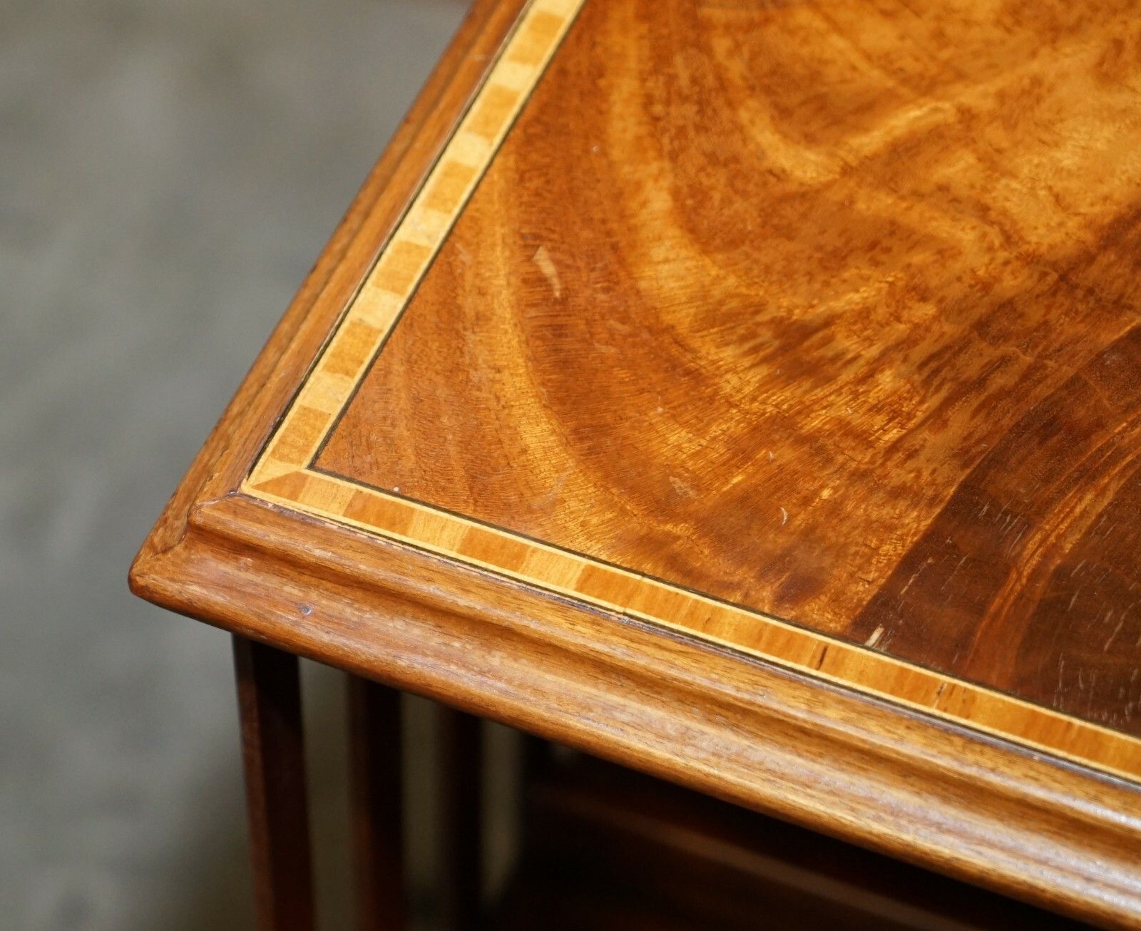 photo furniture Antique Sheraton Revival Mahogany & Satinwood Revolving Bookcase Side End Table
