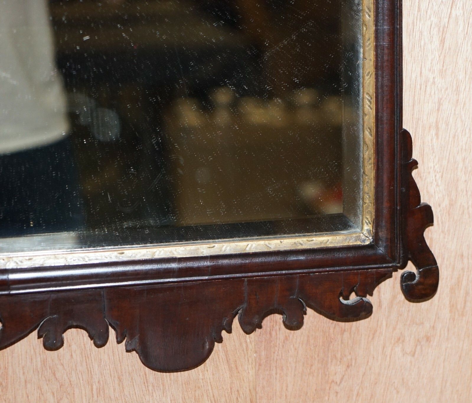 photo furniture Stunning Georgian Circa 1760 Thomas Chippendale Phoenix Mirror Giltwood Mahogany