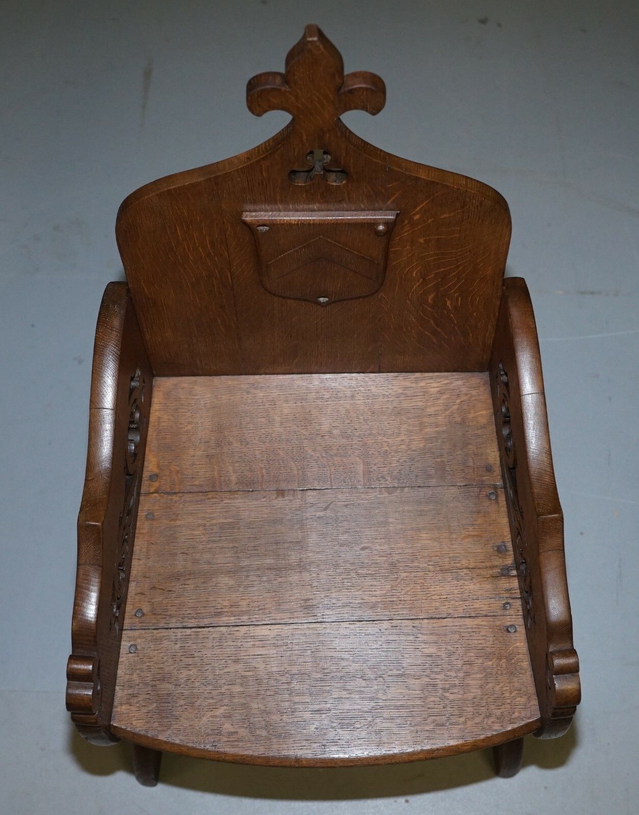 Original Criddle & Smith Stamped Victorian Walnut Gothic Revival Church Armchair photo 1460.0