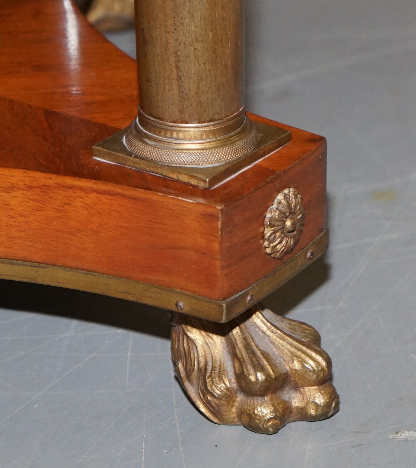 photo furniture Large Occasional Side Lamp Wine Table Patinated Bronze Fixtures Lion Paw Feet