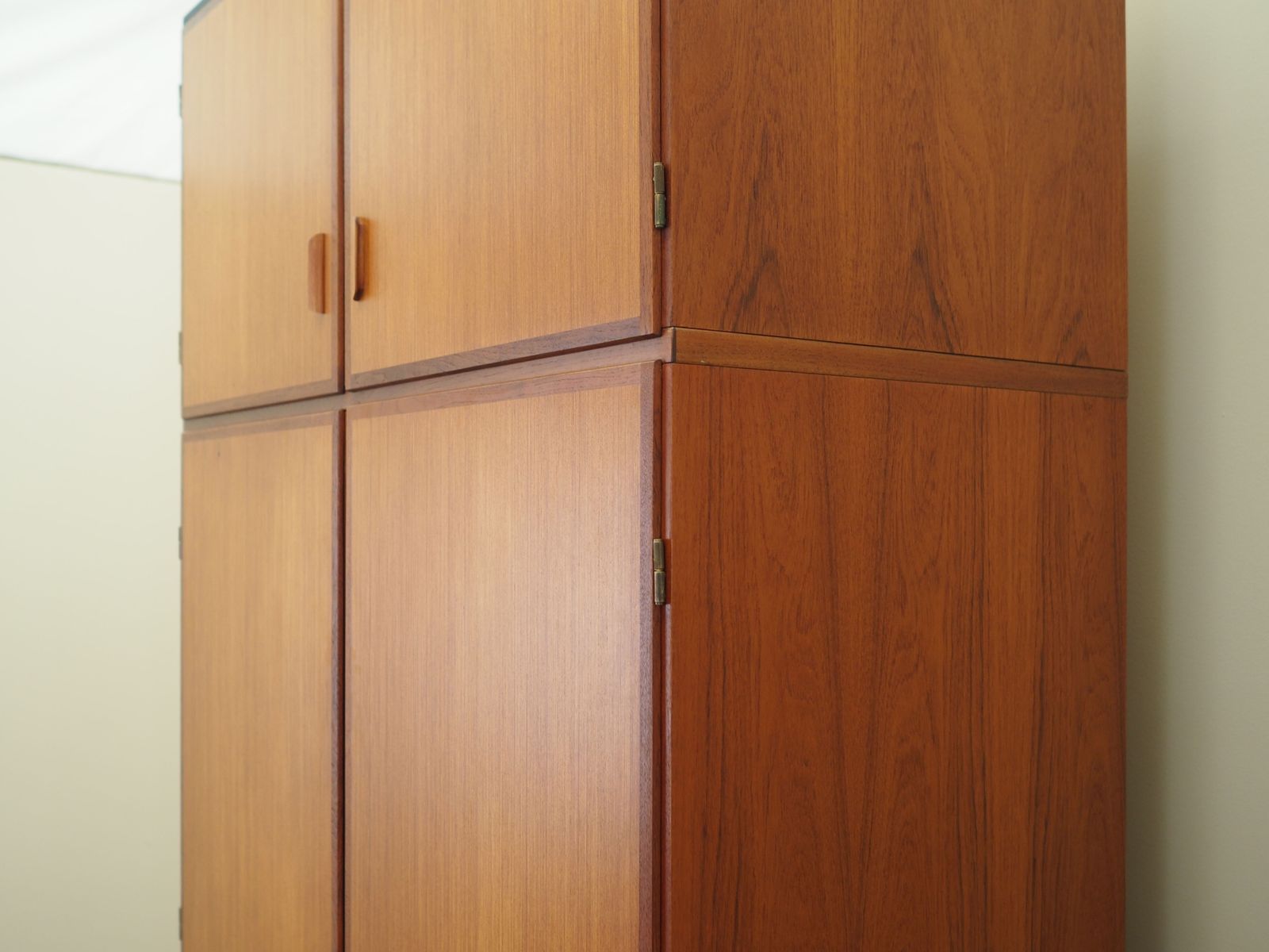 photo vintage Teak Wardrobe, Danish Design, 1970s, Manufacturer: Omann Jun