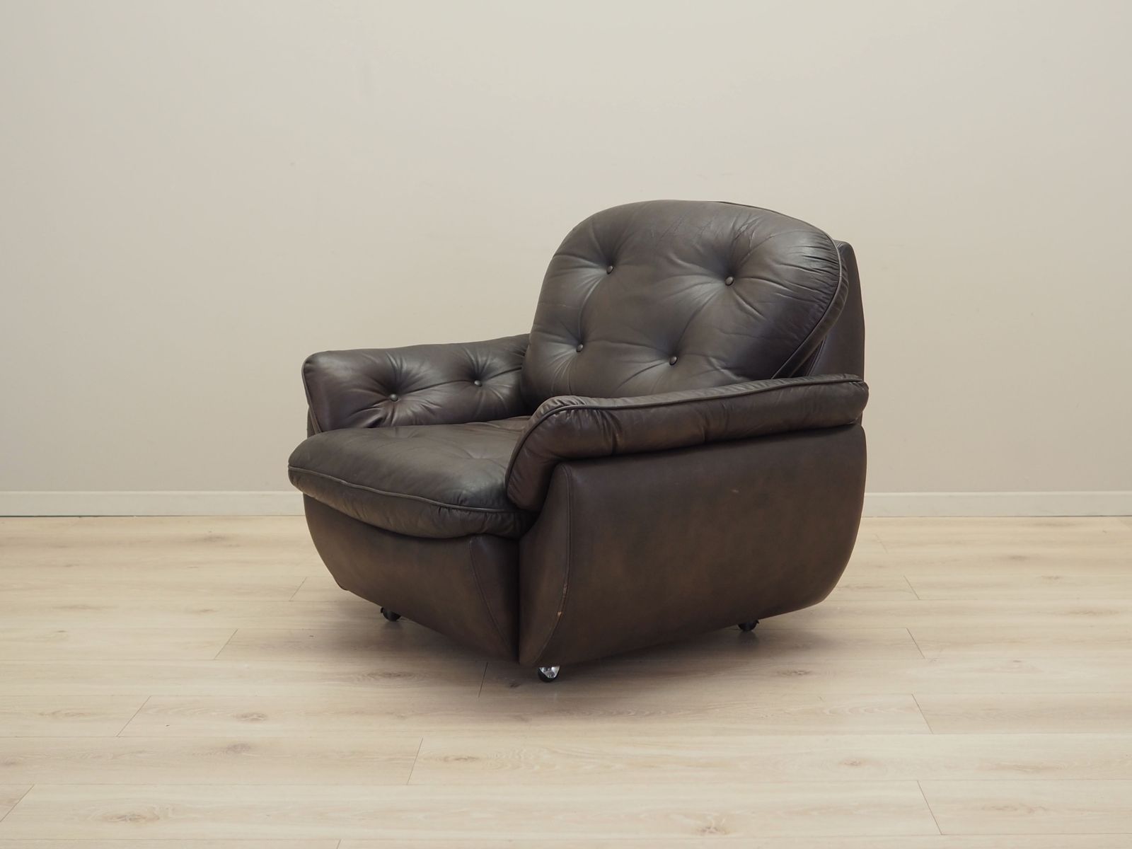 Fauteuil Met Wieltjes, Italiaans Design, Jaren 1970, Productie: Italië photo for sale