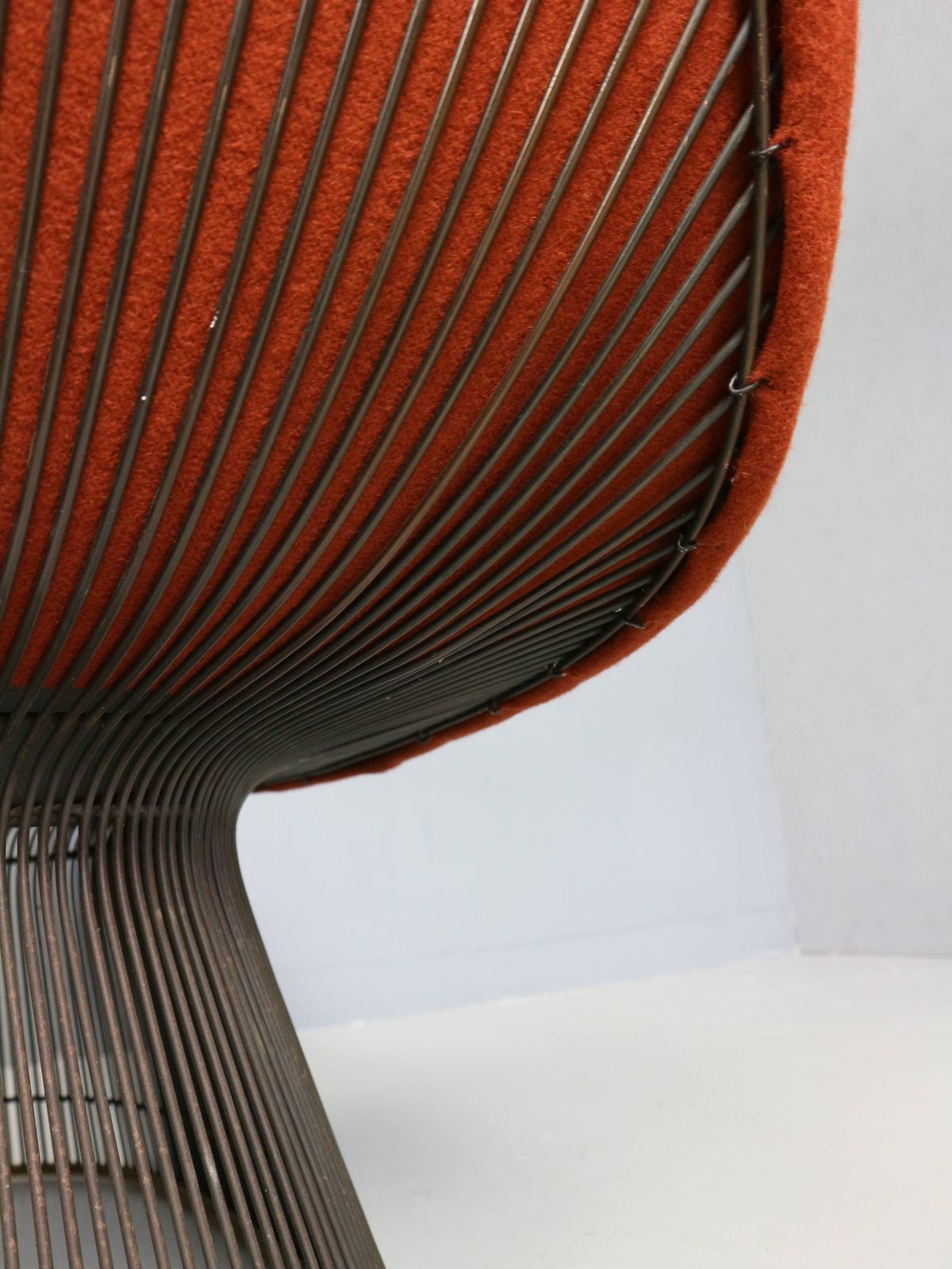 Early Bronze Lounge Chair By Warren Platner For Knoll 1960s In Rust Red photo for sale