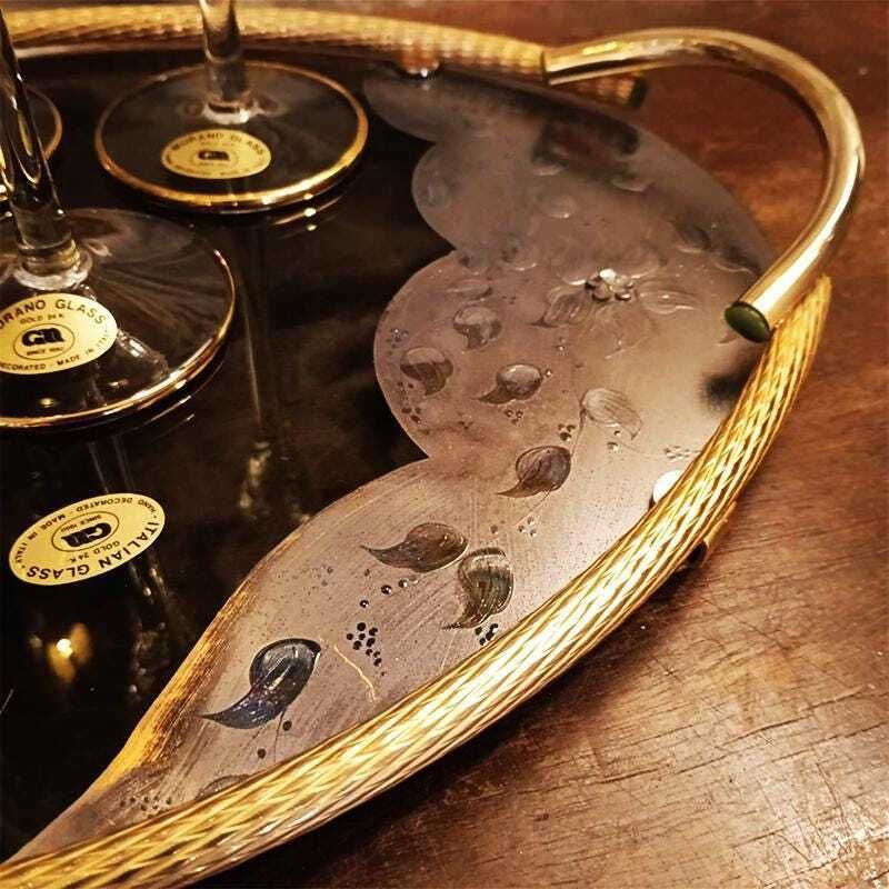 Vintage Stunning Set With 6 Glasses And A Tray In Murano Glass With Hand Decorated 24k Gold Finishes By Gn Murano. photo vinterior