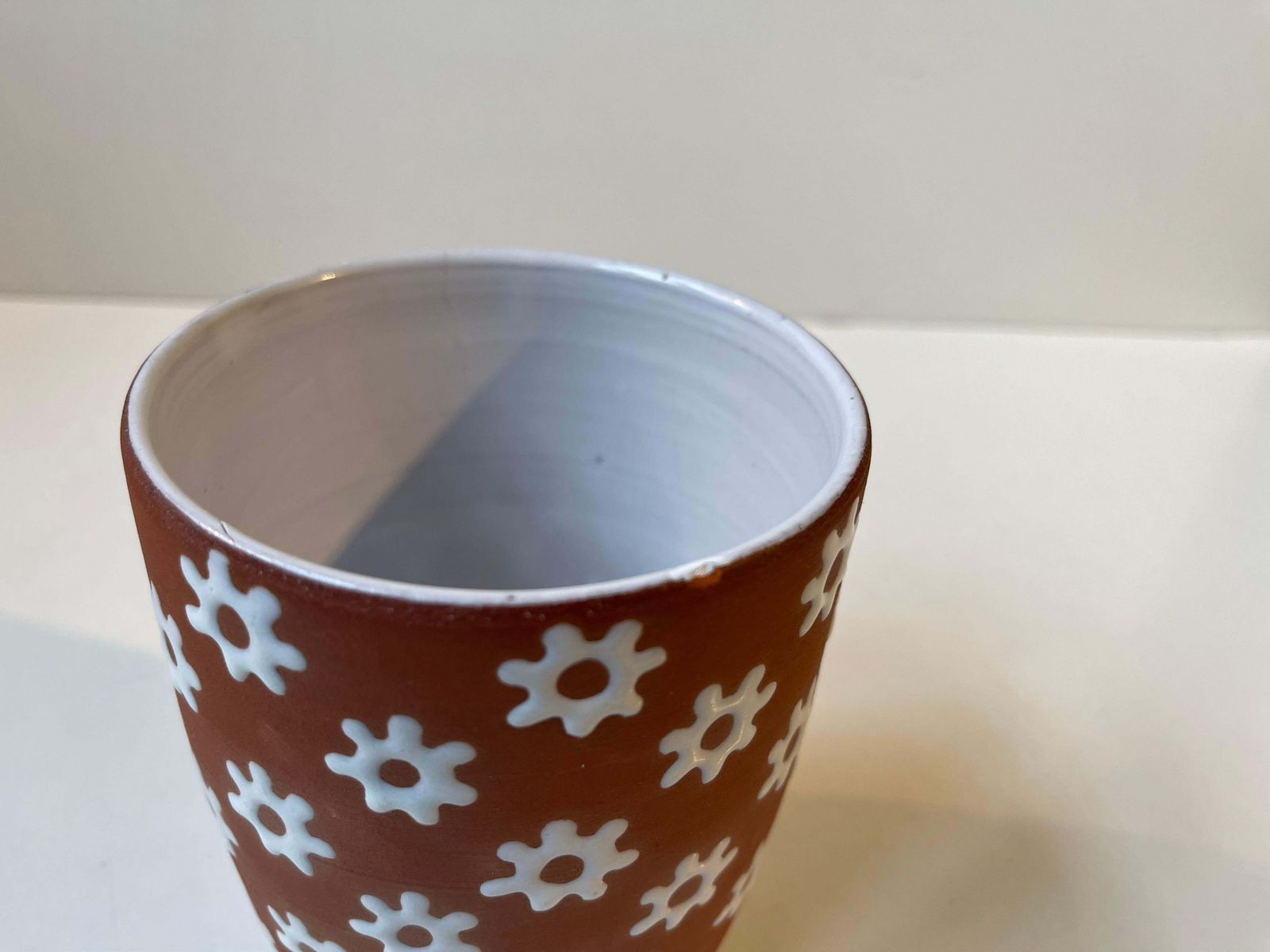 Edith Nielsen Ceramic Vase With White Flowers For Zeuthen 1950s photo buy