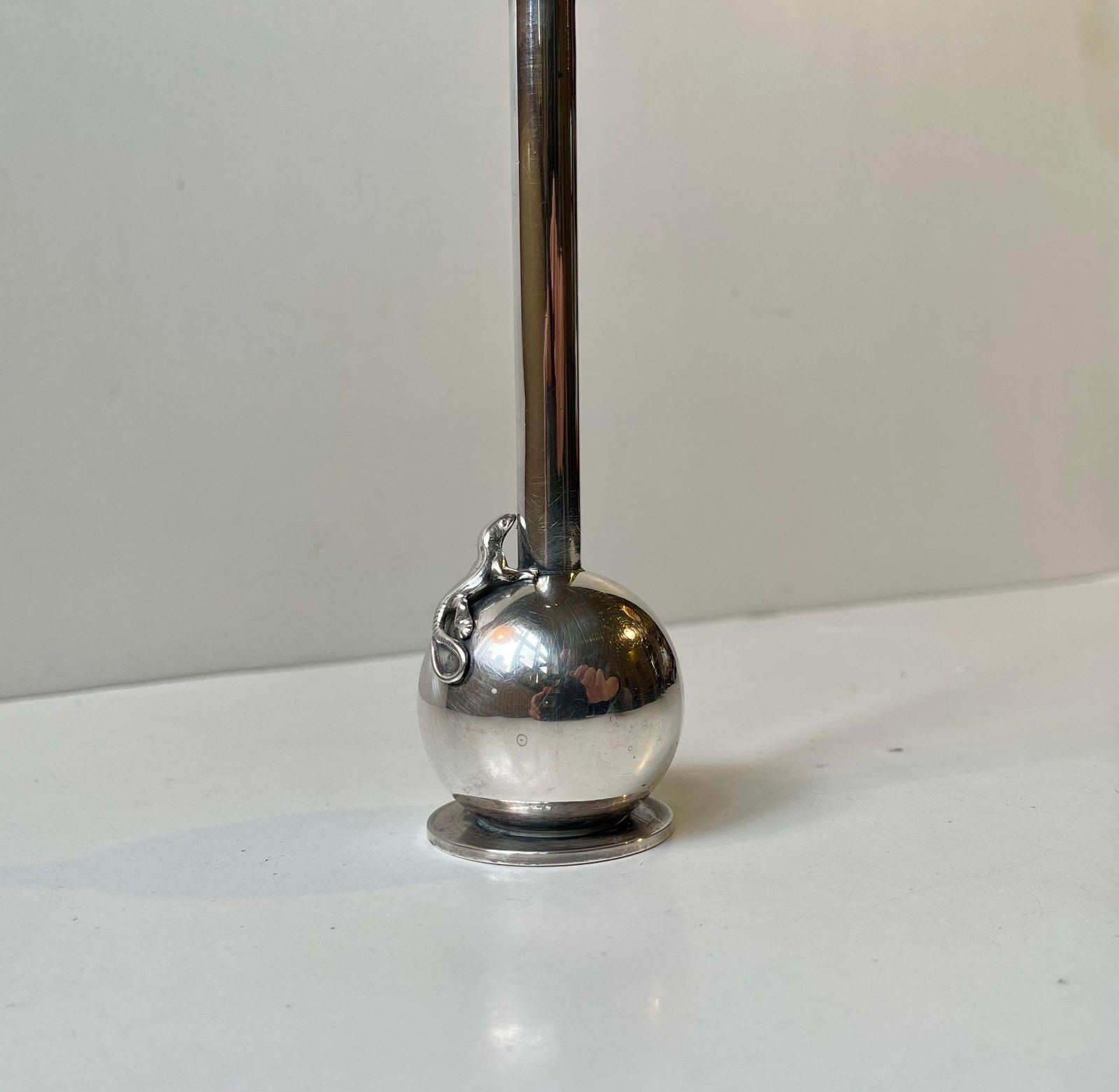 Art Deco Silver Plated Single Flower Vase W. Lizard By Hugo Grün photo 301.0