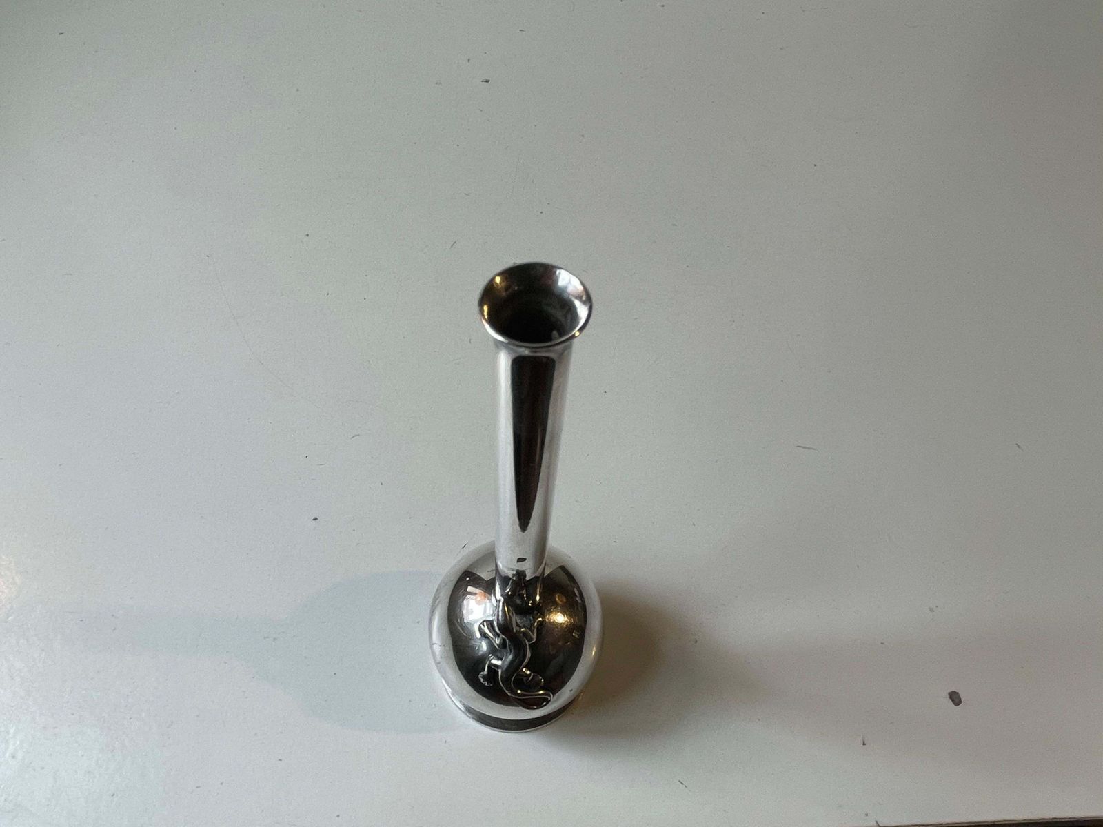 photo furniture Art Deco Silver Plated Single Flower Vase W. Lizard By Hugo Grün