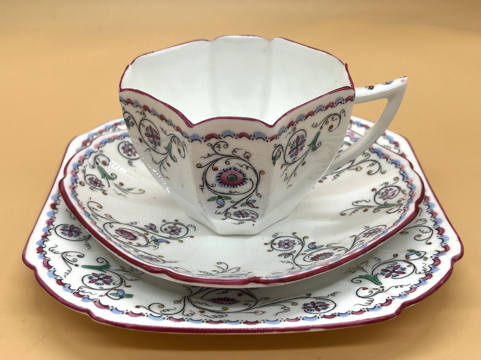 Vintage Shelley China Pink Scroll Pink Trim Design Queen Anne Shape Cup, Saucer & Side Plate Trio. 11502. Rd. 723404.