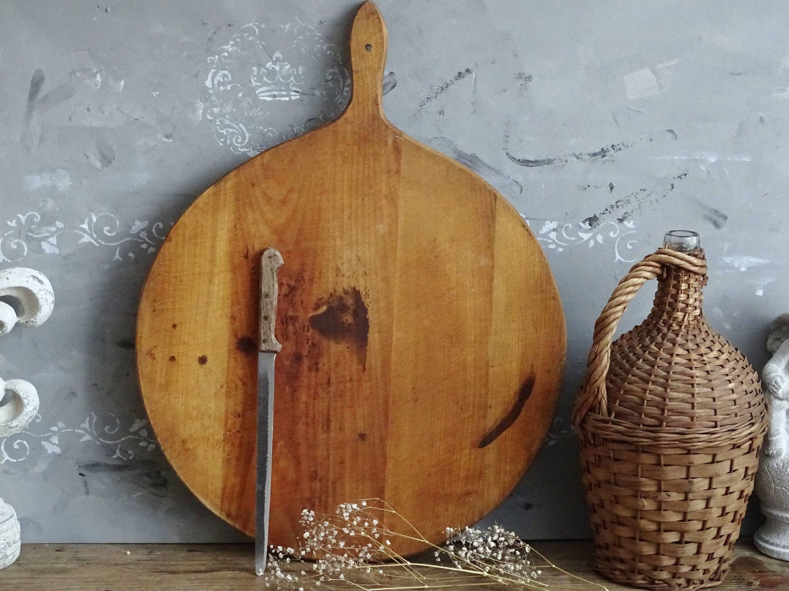 Large Round Wood Charcuterie Board: Rustic Farmhouse Kitchen Decor