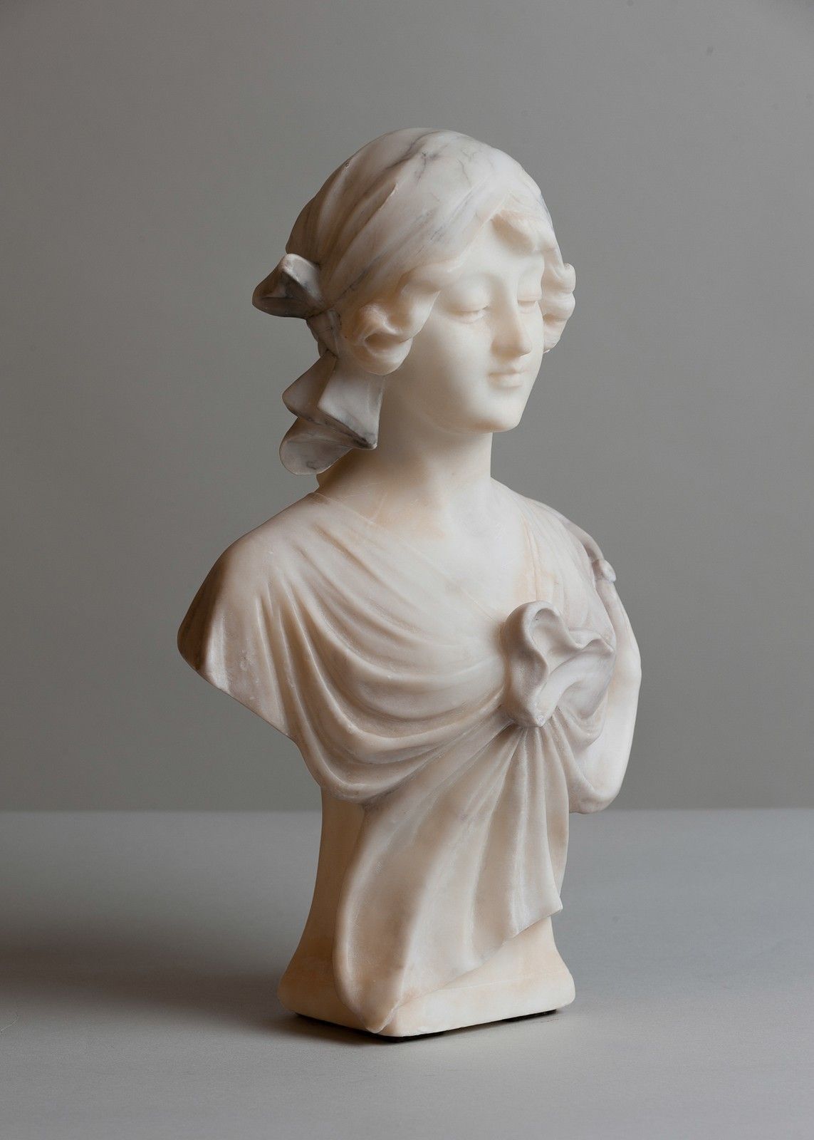 Italian Alabaster Sculpture By A.Cipriani photo furniture