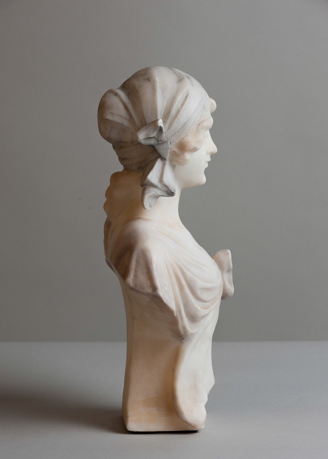 Italian Alabaster Sculpture By A.Cipriani photo for sale