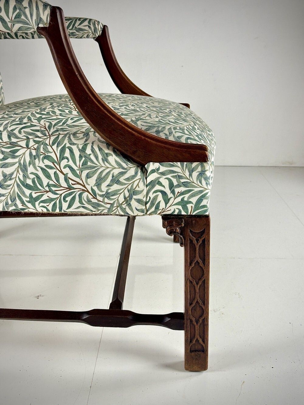 Large Scale Open Arm Library Chair In William Morris Willow Bough & Impressive Blind Fretwork photo 890.0