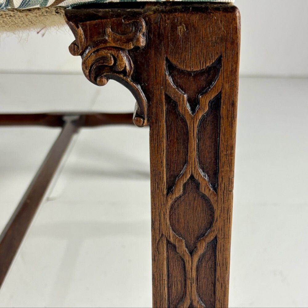 Large Scale Open Arm Library Chair In William Morris Willow Bough & Impressive Blind Fretwork photo vintage